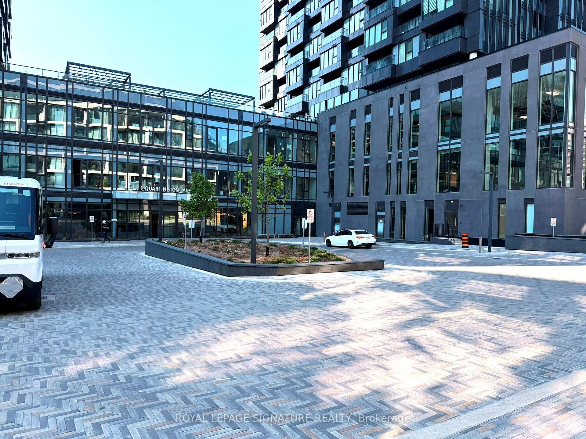 Front of Unit 2517, 1 Quarrington Lane
