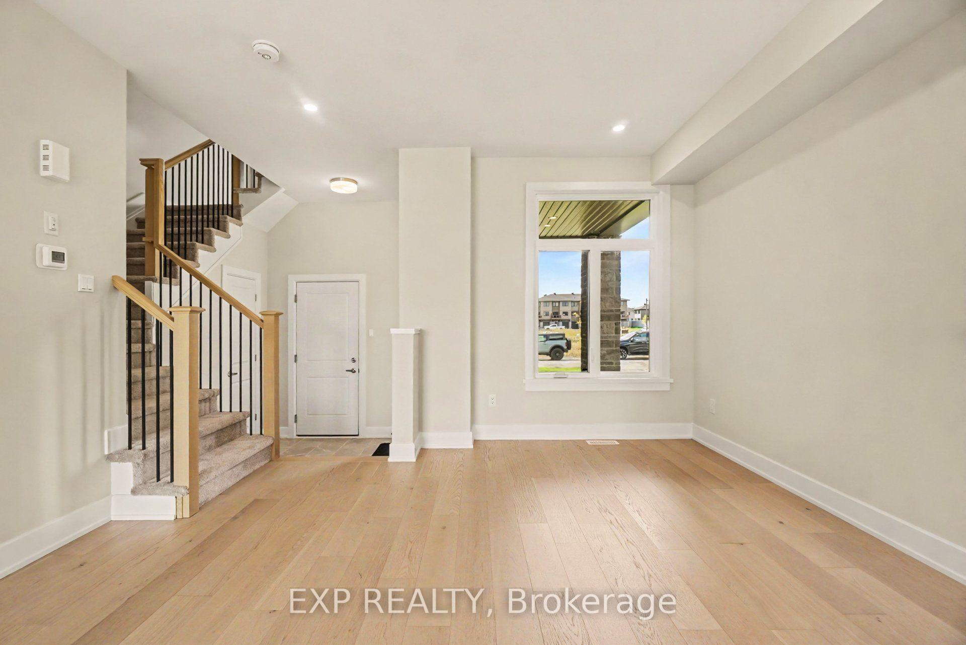 Photo 4 of 183 Craig Duncan Terrace, Ottawa, Stittsville (South) — HOMEH