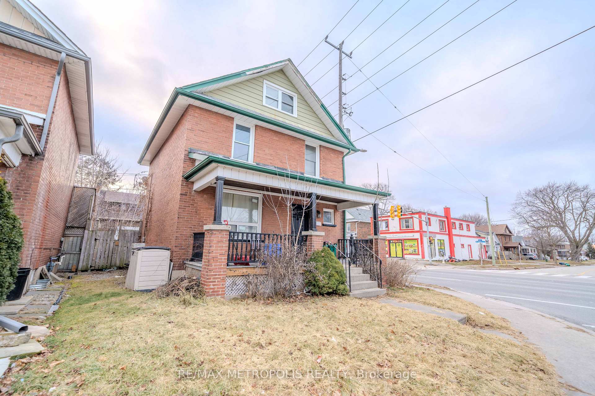 Photo 2 of 240 Division Street, Oshawa, O'Neill — HOMEH