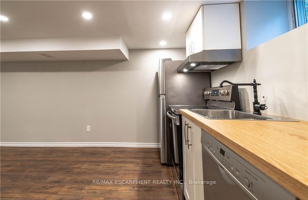 Photo 3 of Unit B, 50 Burris Street, Hamilton, Gibson — HOMEH