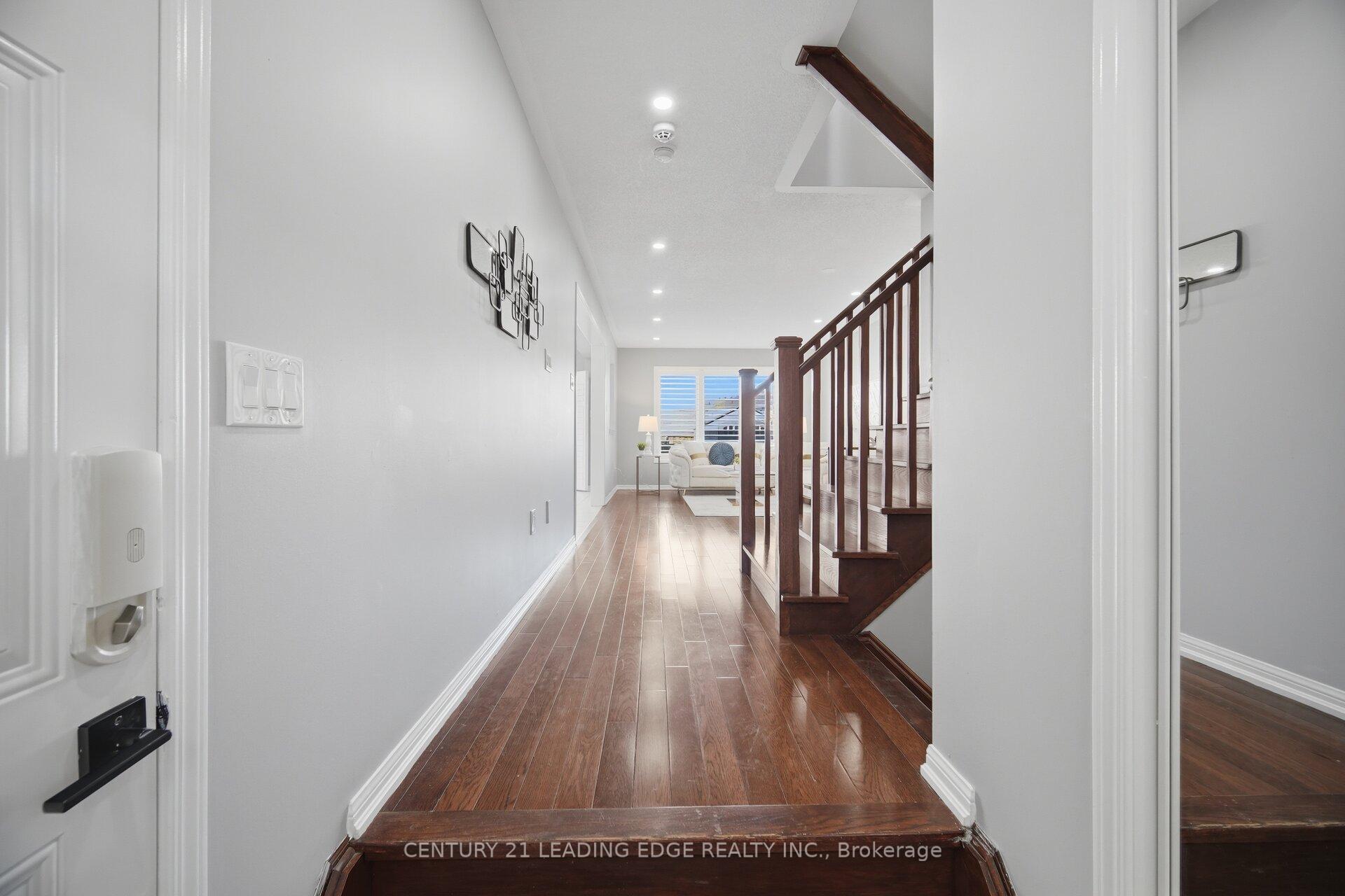 Photo 5 of 49 Robert Parkinson Drive, Brampton, Northwest Brampton — HOMEH