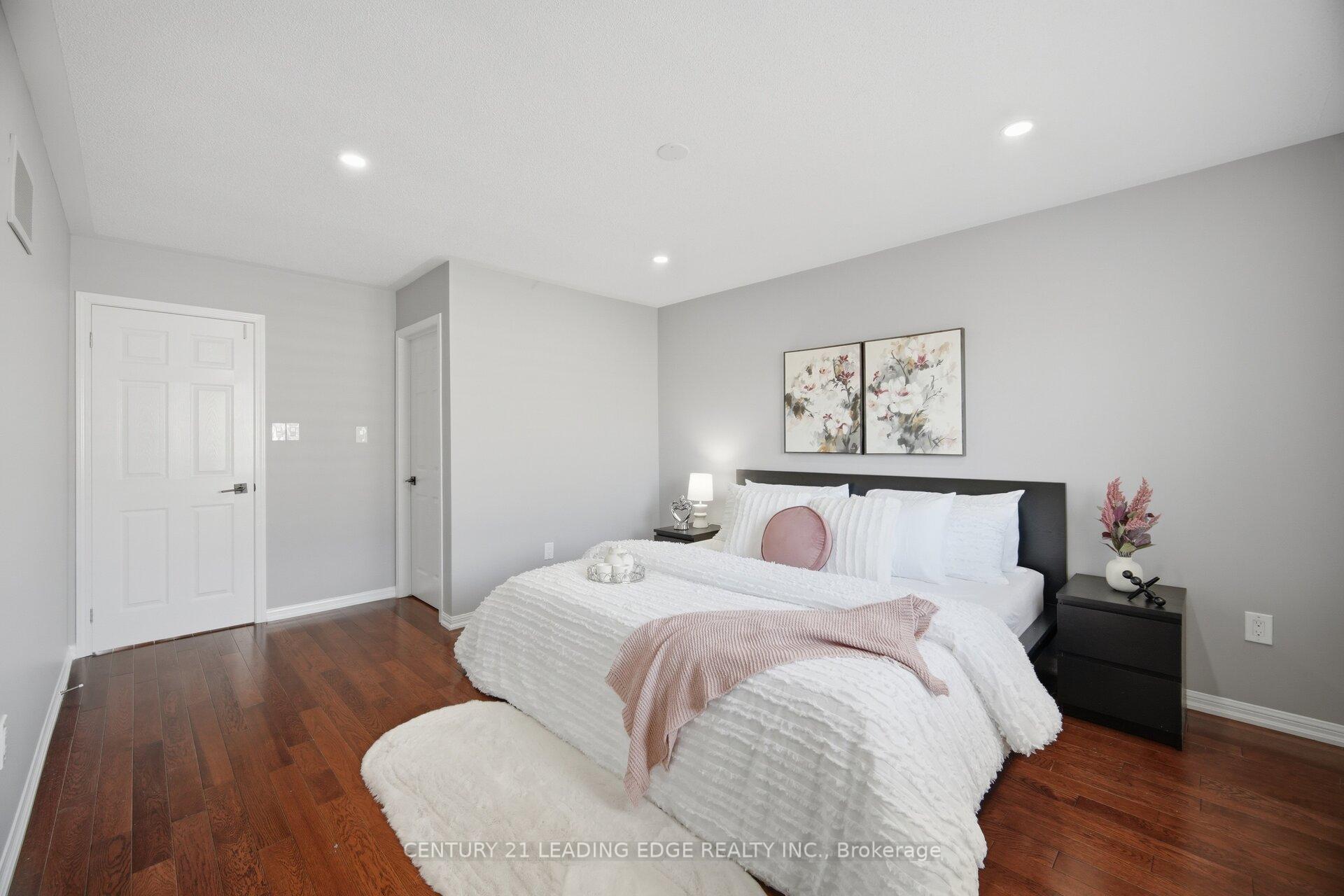 Photo 18 of 49 Robert Parkinson Drive, Brampton, Northwest Brampton — HOMEH