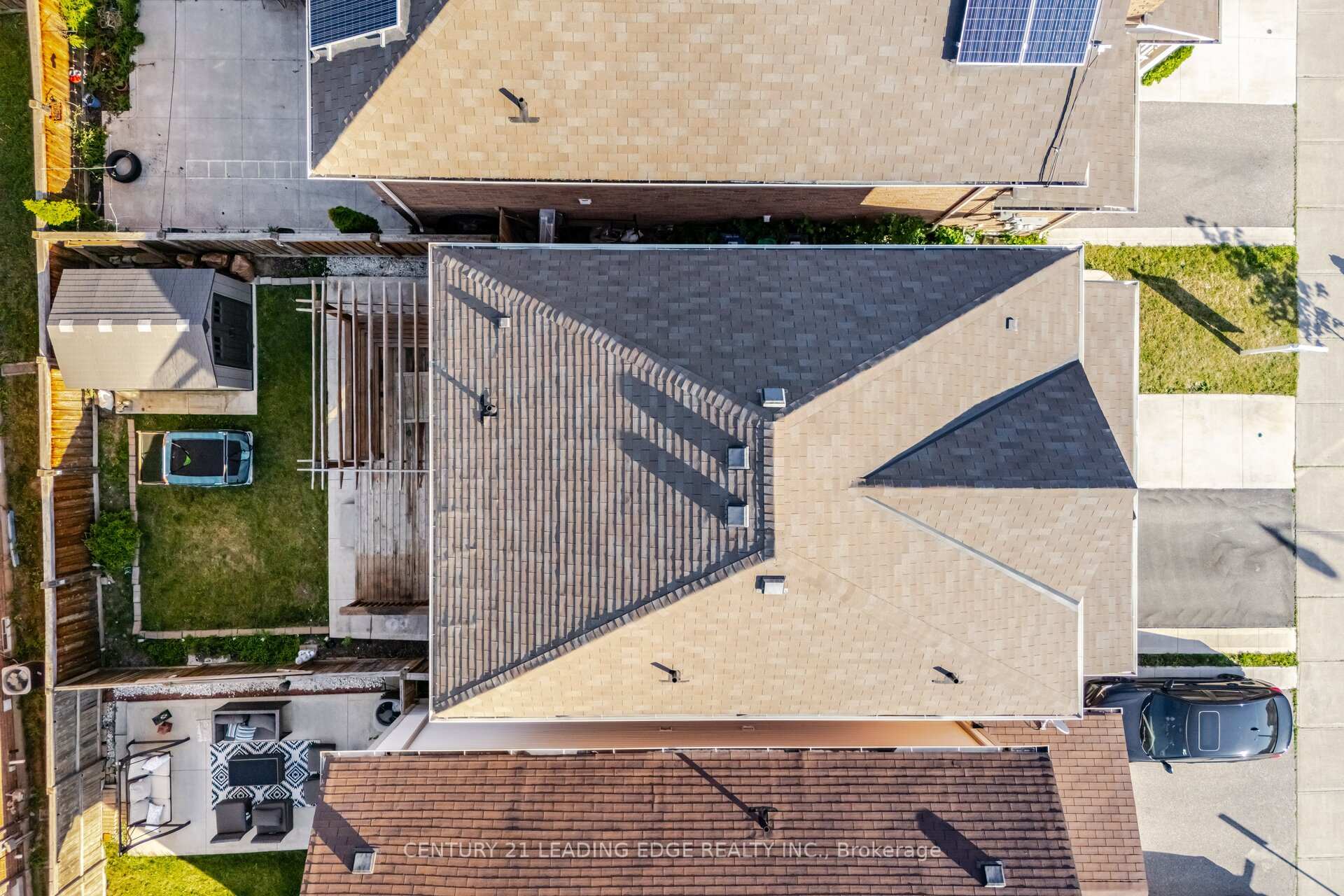 Photo 46 of 49 Robert Parkinson Drive, Brampton, Northwest Brampton — HOMEH