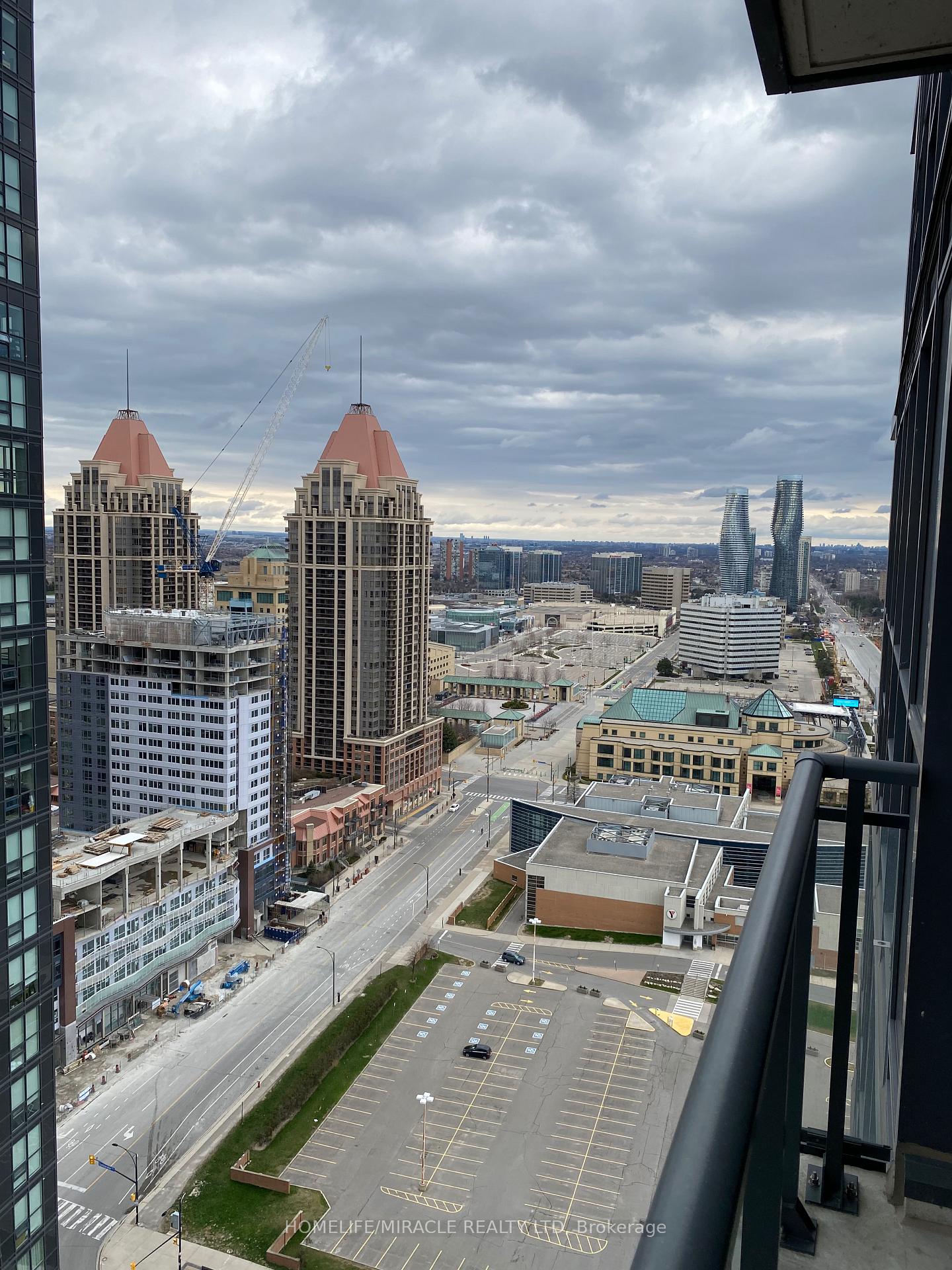 Photo 12 of Unit 3004, 4011 Brickstone Mews, Mississauga, City Centre — HOMEH