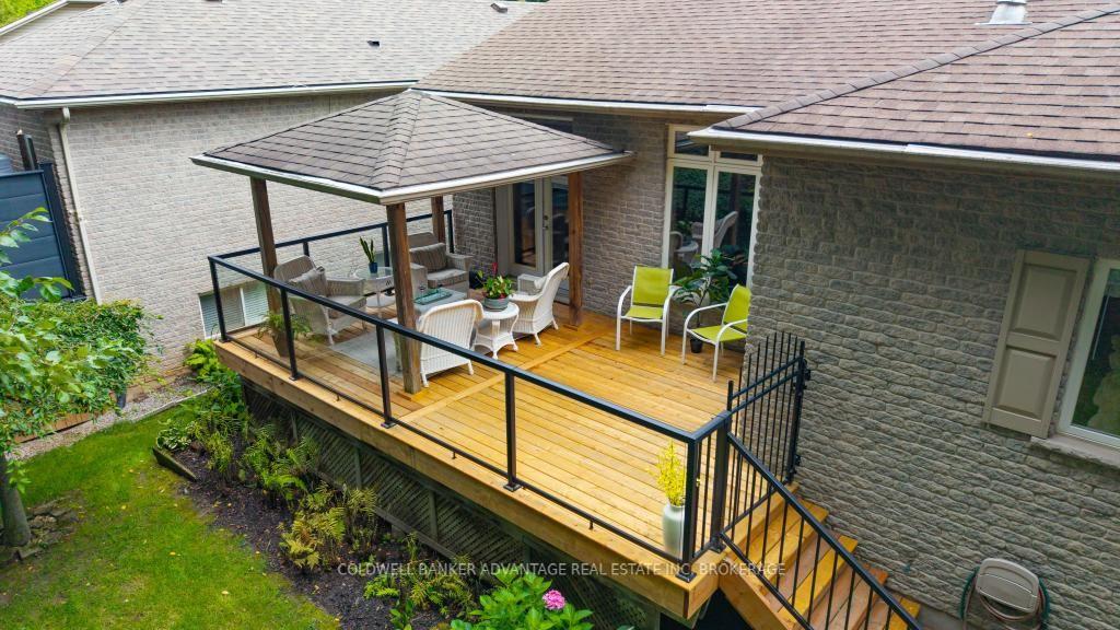 Photo 7 of 10 Stonegate Place, Pelham, Fonthill — HOMEH