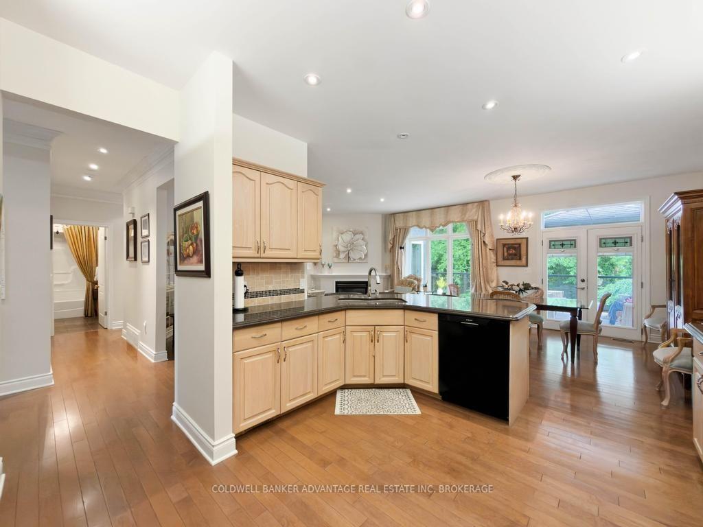 Photo 13 of 10 Stonegate Place, Pelham, Fonthill — HOMEH