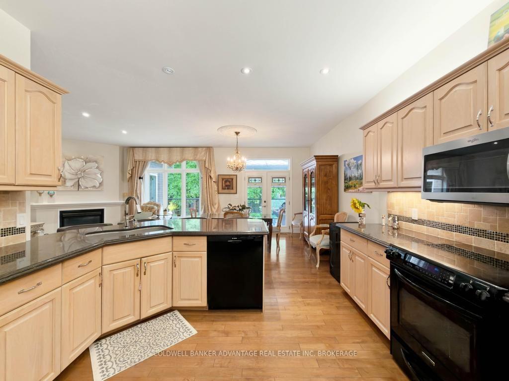 Photo 14 of 10 Stonegate Place, Pelham, Fonthill — HOMEH