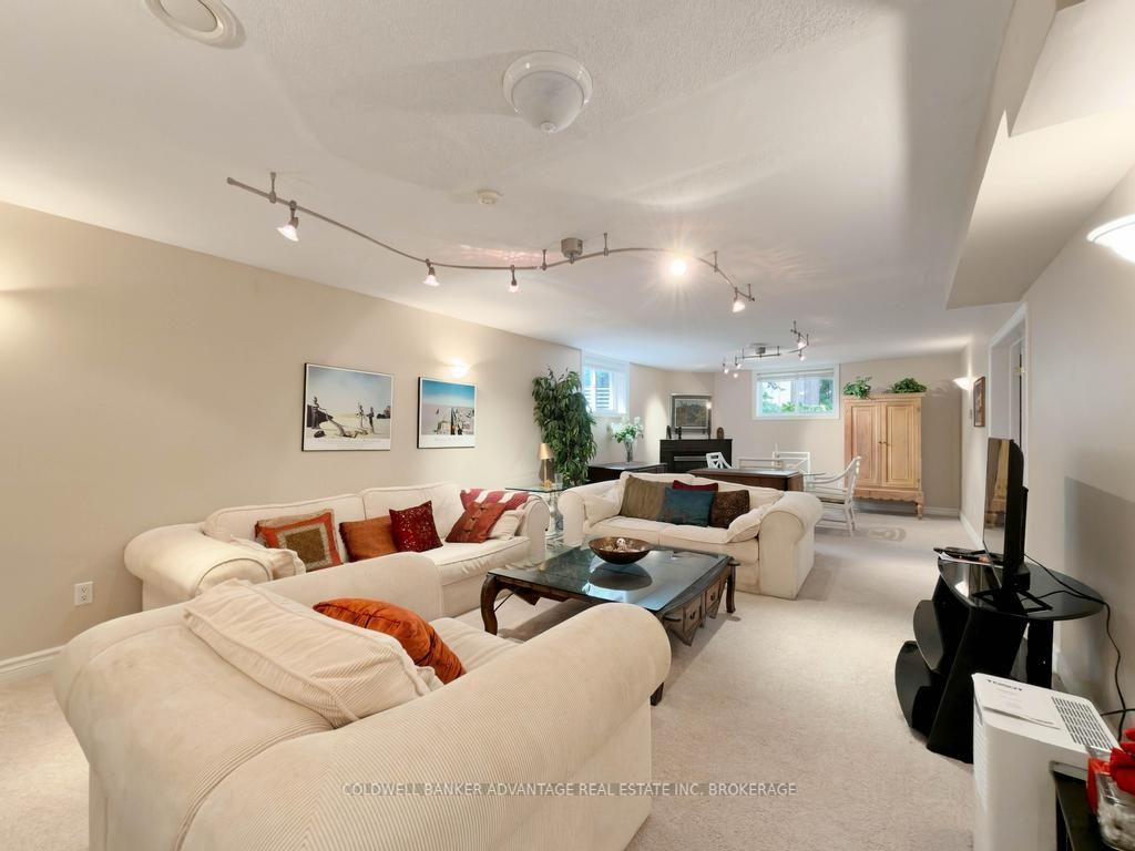 Photo 32 of 10 Stonegate Place, Pelham, Fonthill — HOMEH