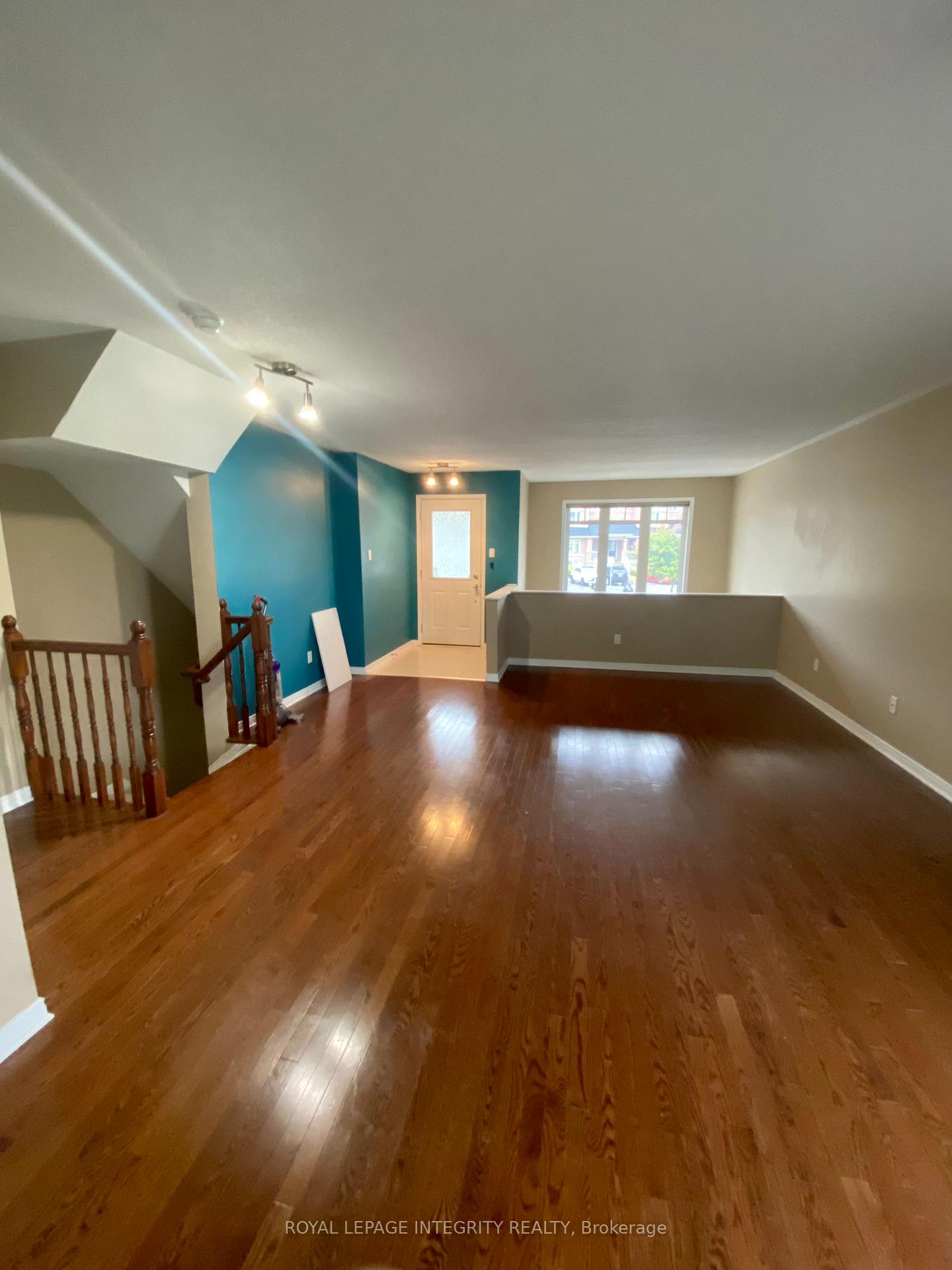 Photo 3 of Unit 12, 320 Tivoli Private, Ottawa, Merivale Industrial Park/Citiplace — HOMEH