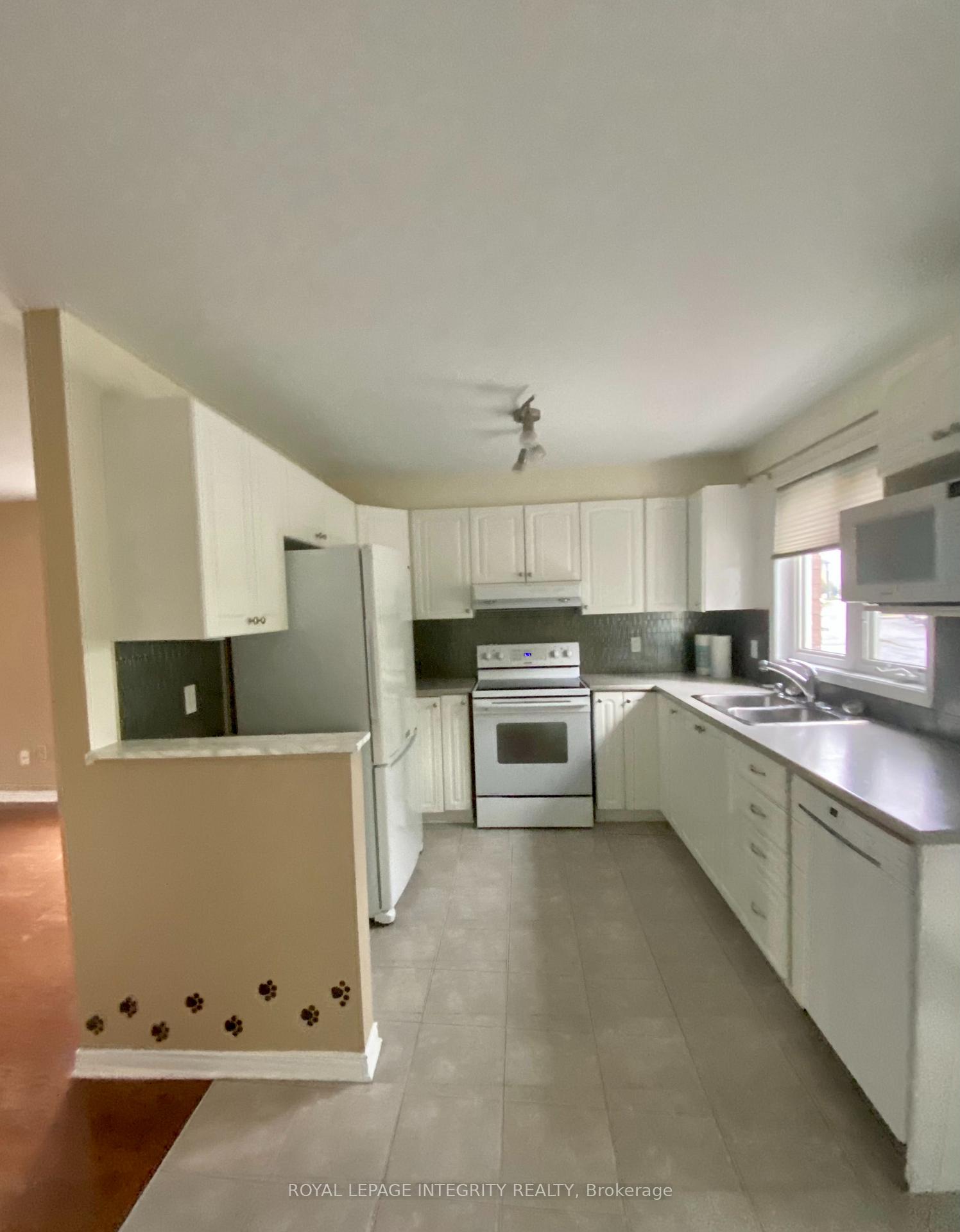 Photo 8 of Unit 12, 320 Tivoli Private, Ottawa, Merivale Industrial Park/Citiplace — HOMEH