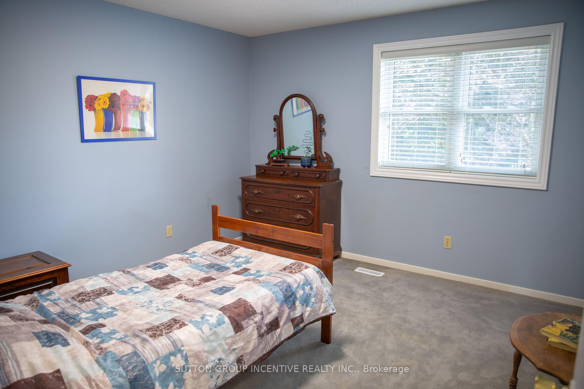Photo 26 of 160 Walton Drive, Aurora, Aurora Village — HOMEH