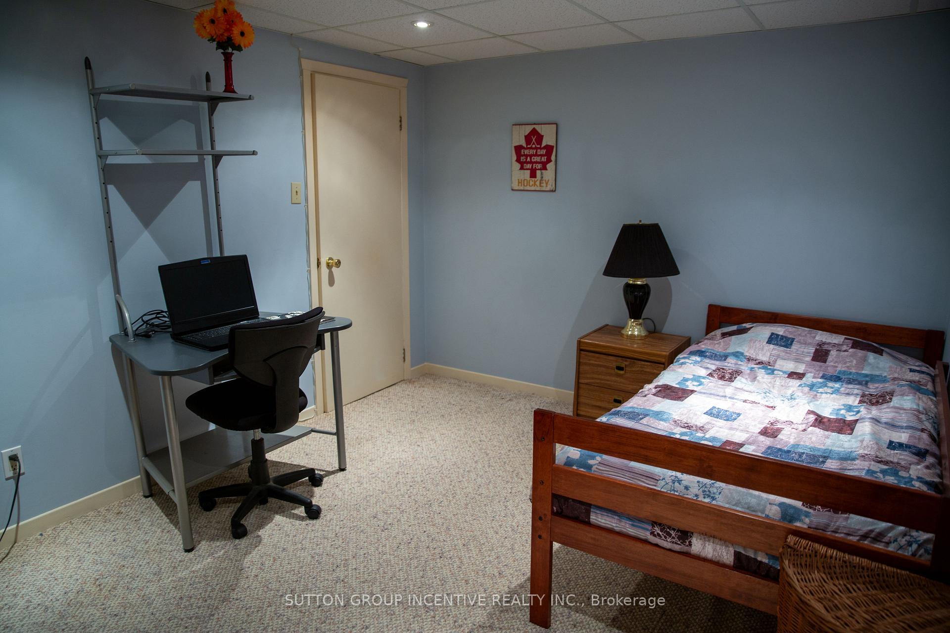 Photo 37 of 160 Walton Drive, Aurora, Aurora Village — HOMEH