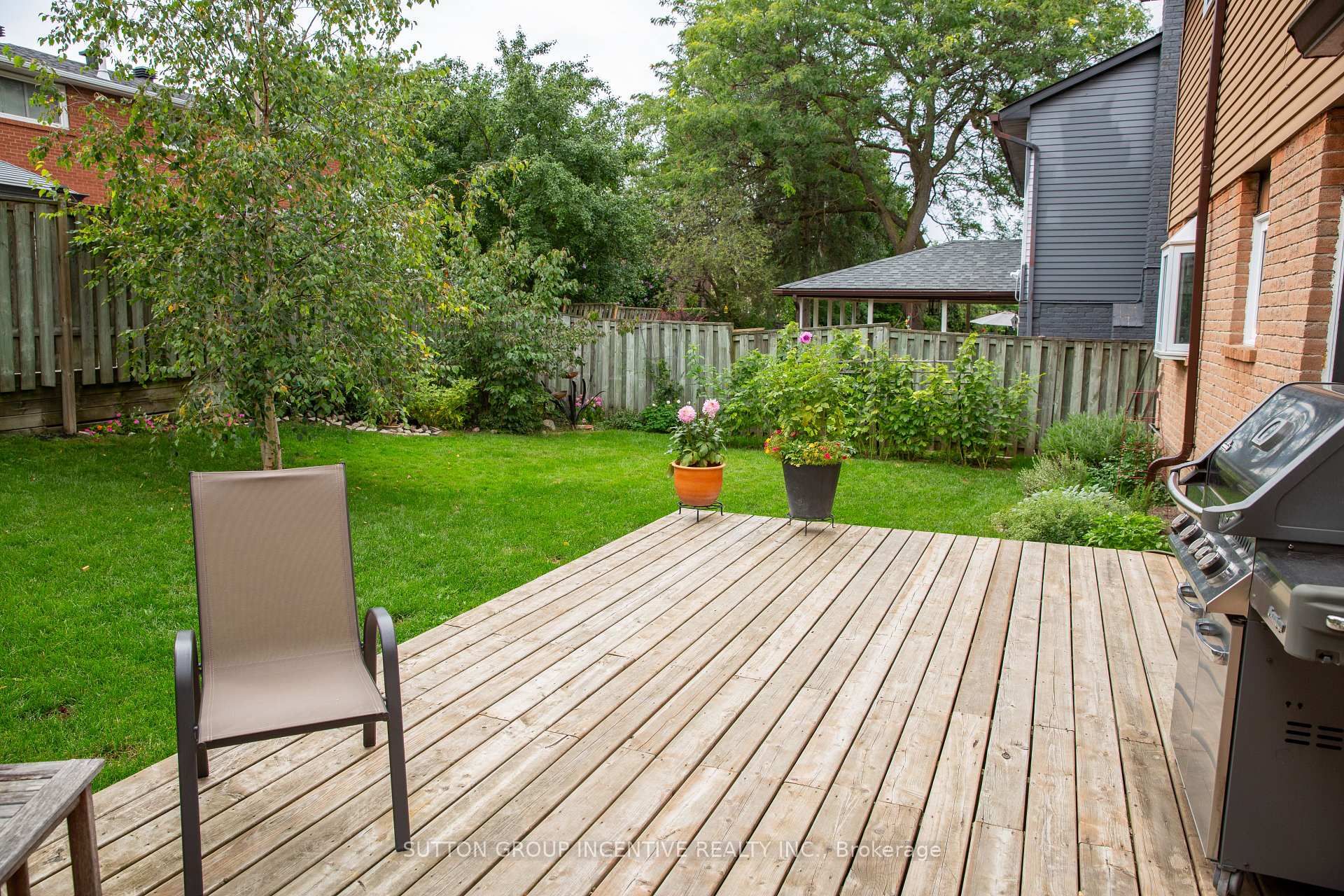Photo 42 of 160 Walton Drive, Aurora, Aurora Village — HOMEH
