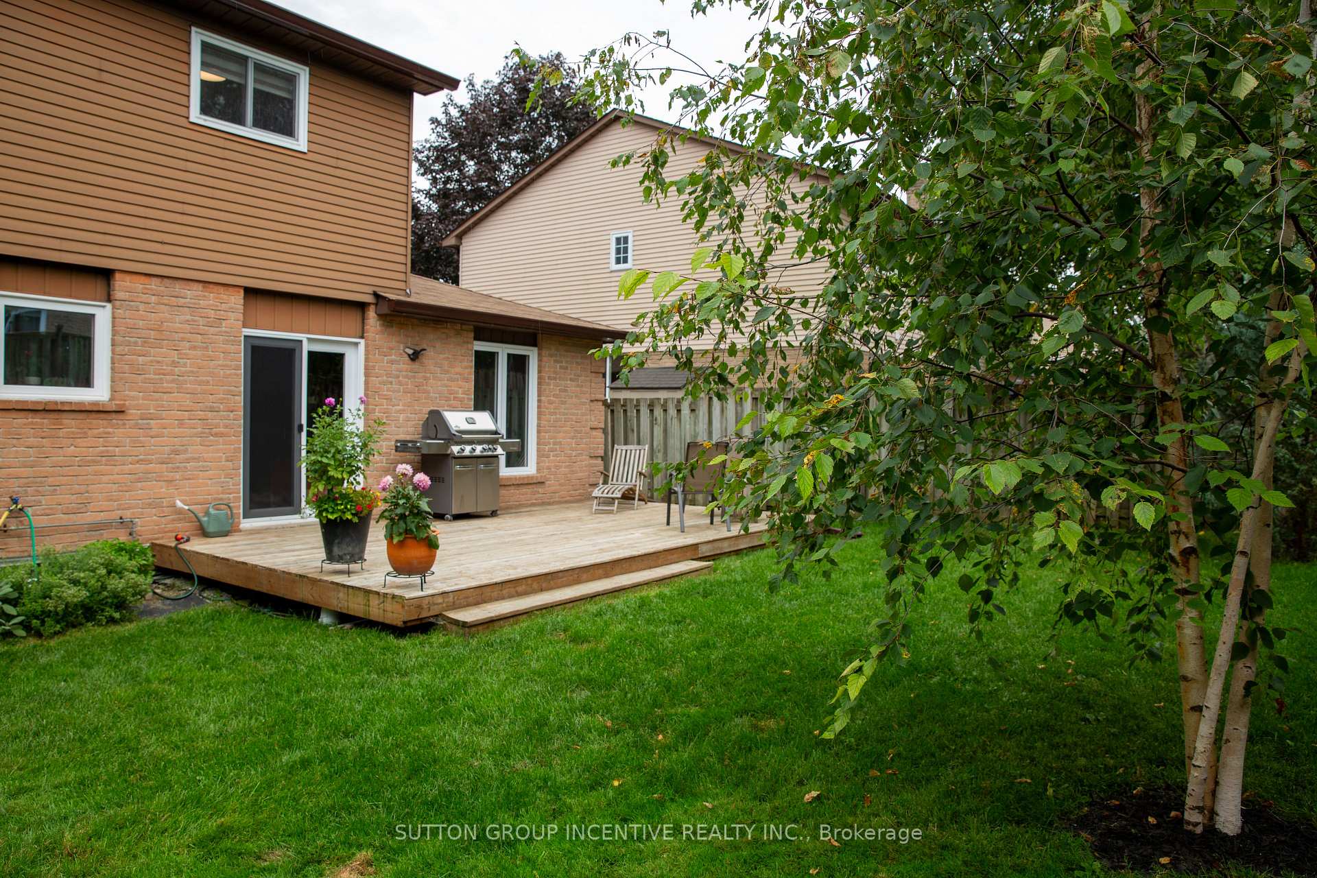 Photo 45 of 160 Walton Drive, Aurora, Aurora Village — HOMEH