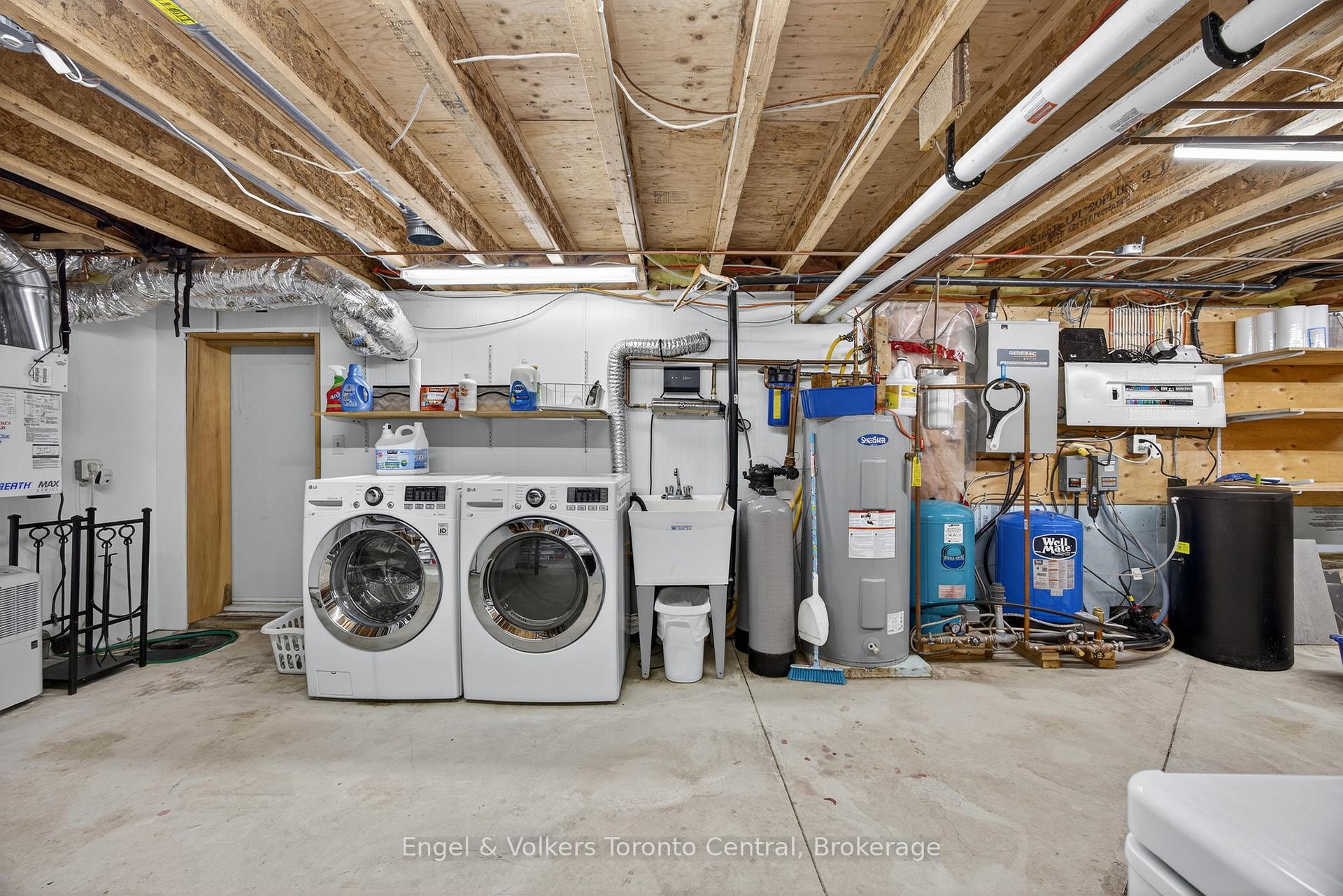 Photo 40 of 1042 Amanda Lane, Gravenhurst, Ryde — HOMEH