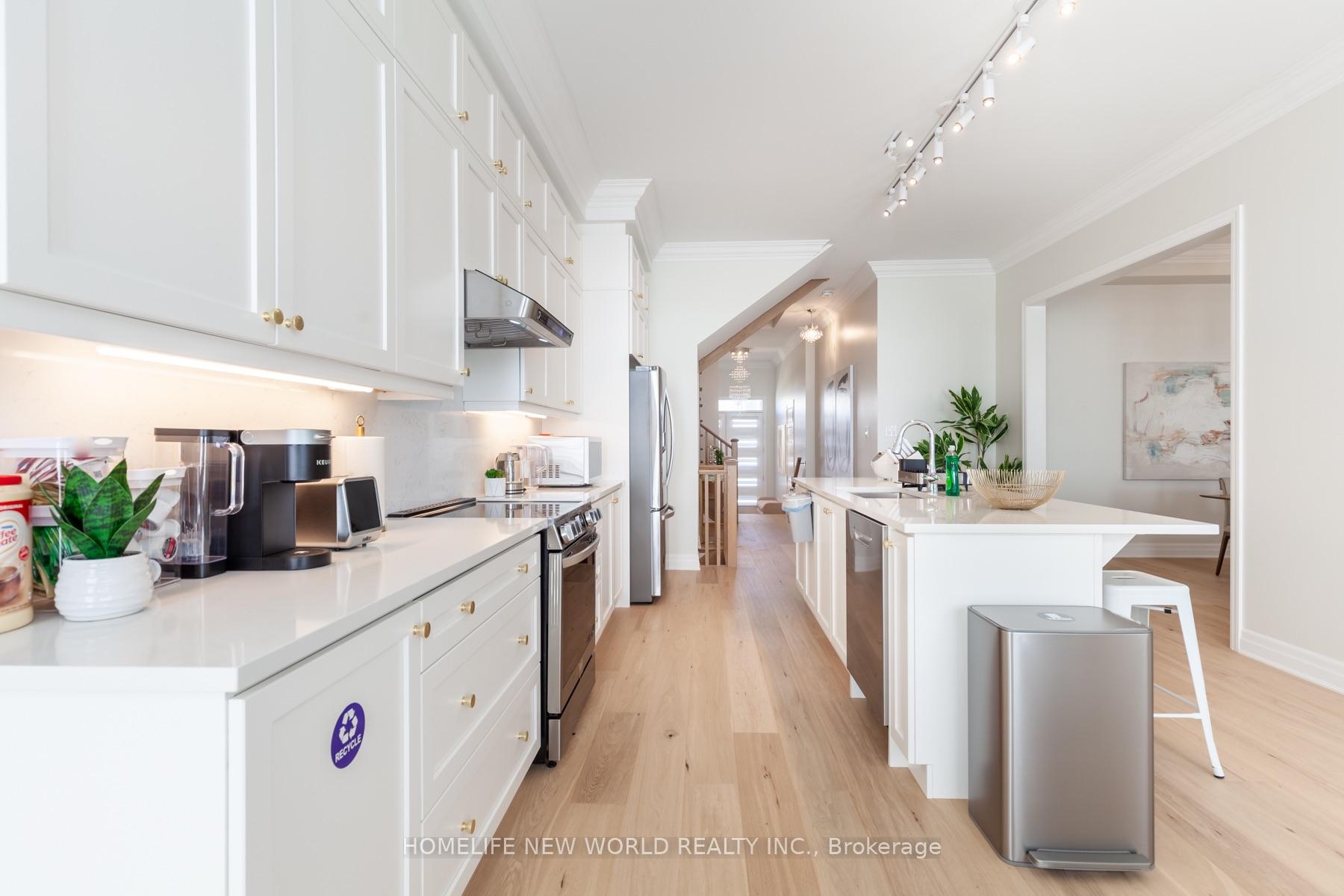 Photo 9 of 20 Brock Meadow Crescent, Markham, Rural Markham — HOMEH