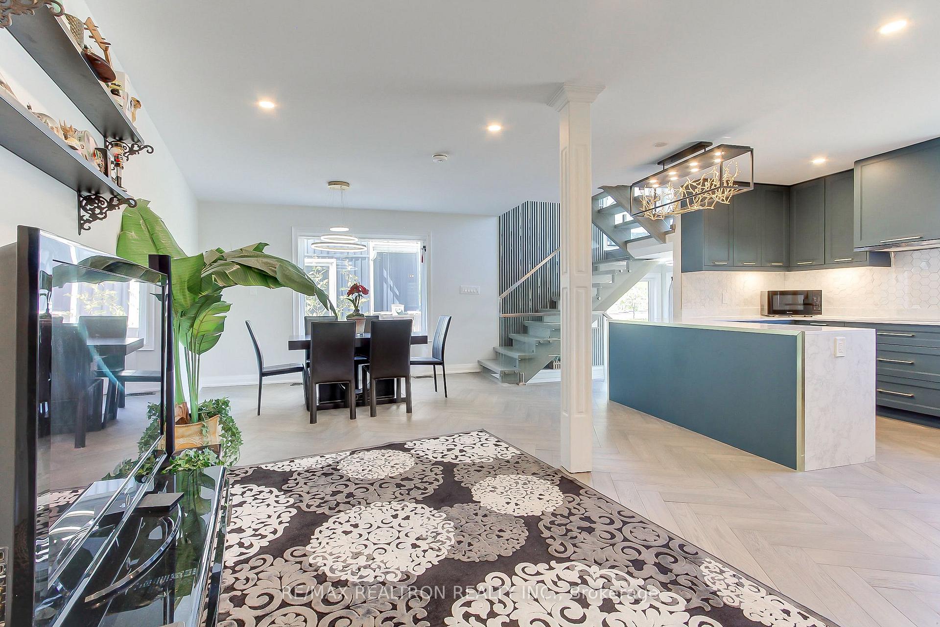 Photo 14 of 606 Annland Street, Pickering, Bay Ridges — HOMEH