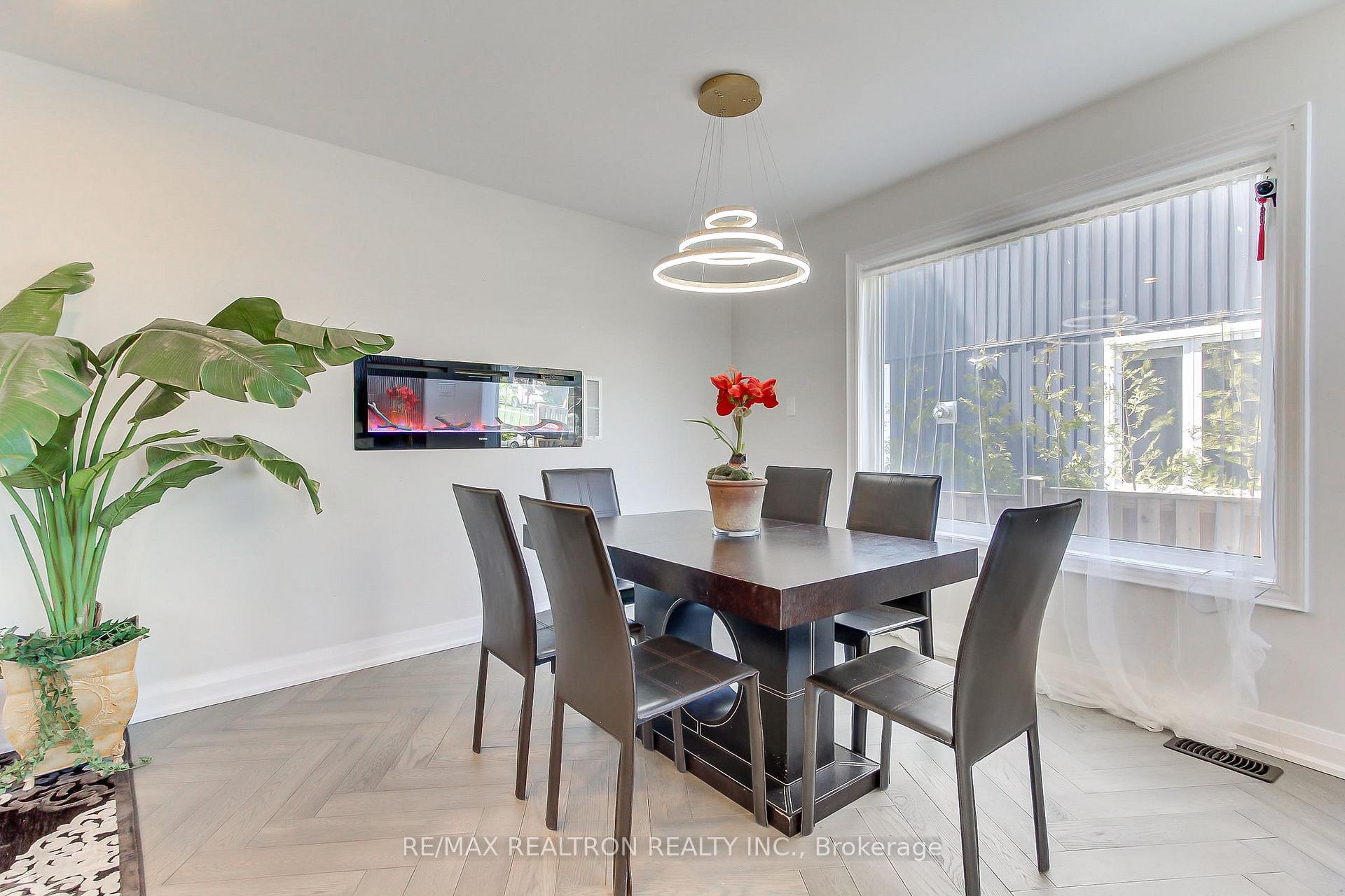 Photo 15 of 606 Annland Street, Pickering, Bay Ridges — HOMEH