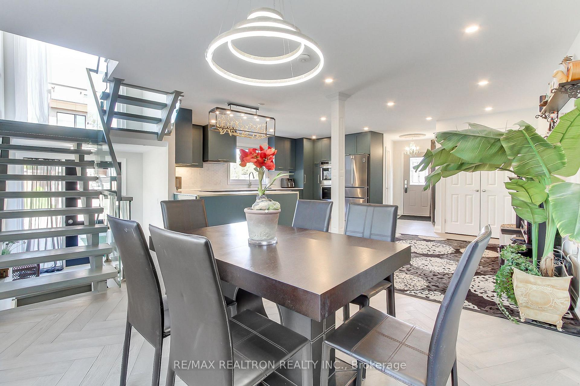 Photo 16 of 606 Annland Street, Pickering, Bay Ridges — HOMEH