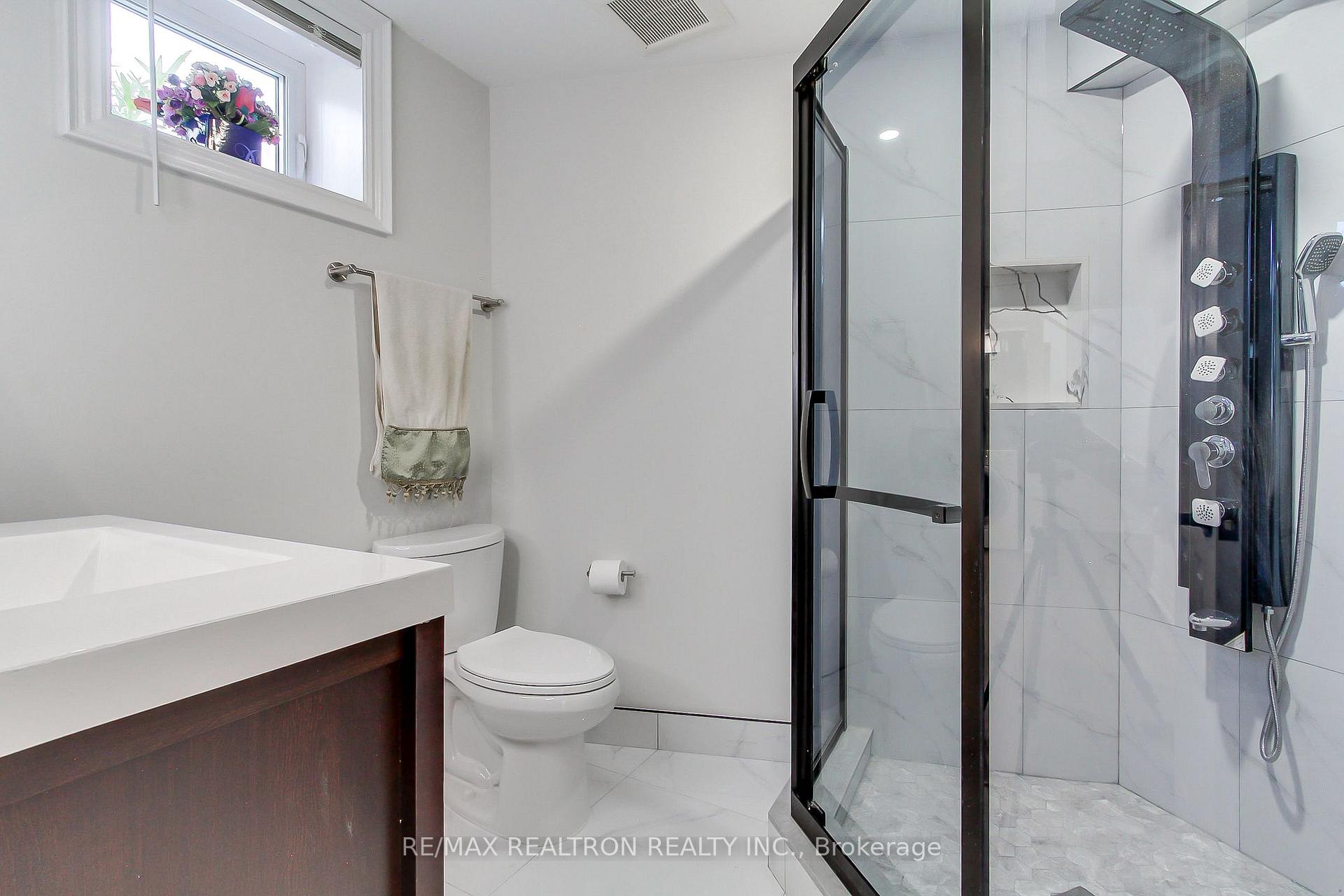 Photo 38 of 606 Annland Street, Pickering, Bay Ridges — HOMEH