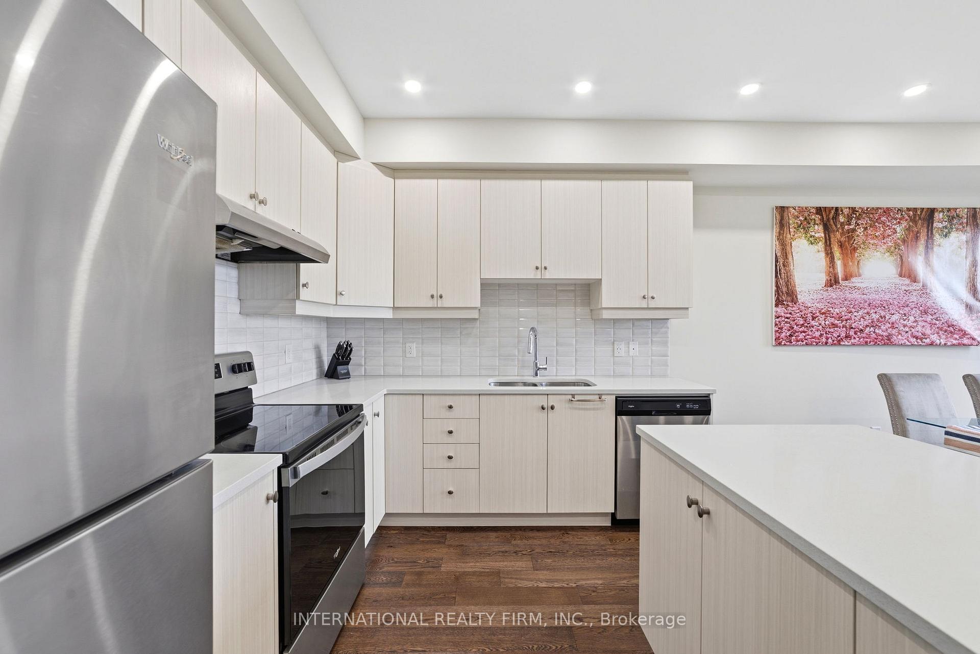Photo 8 of 134 Bedrock Drive, Hamilton, Stoney Creek Mountain — HOMEH