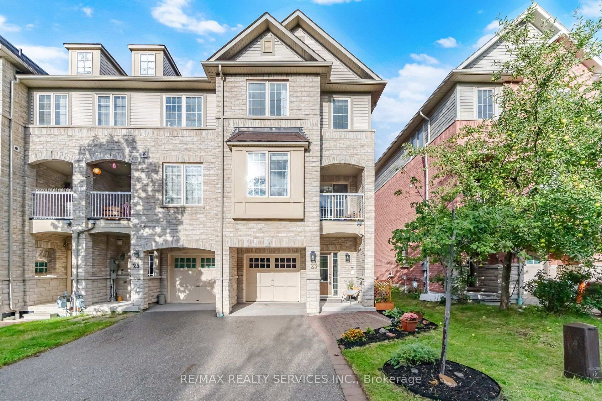 Photo 1 of 23 Clowes Street, Ajax, Central East — HOMEH