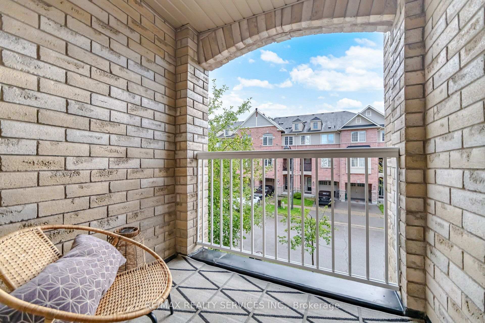 Photo 39 of 23 Clowes Street, Ajax, Central East — HOMEH