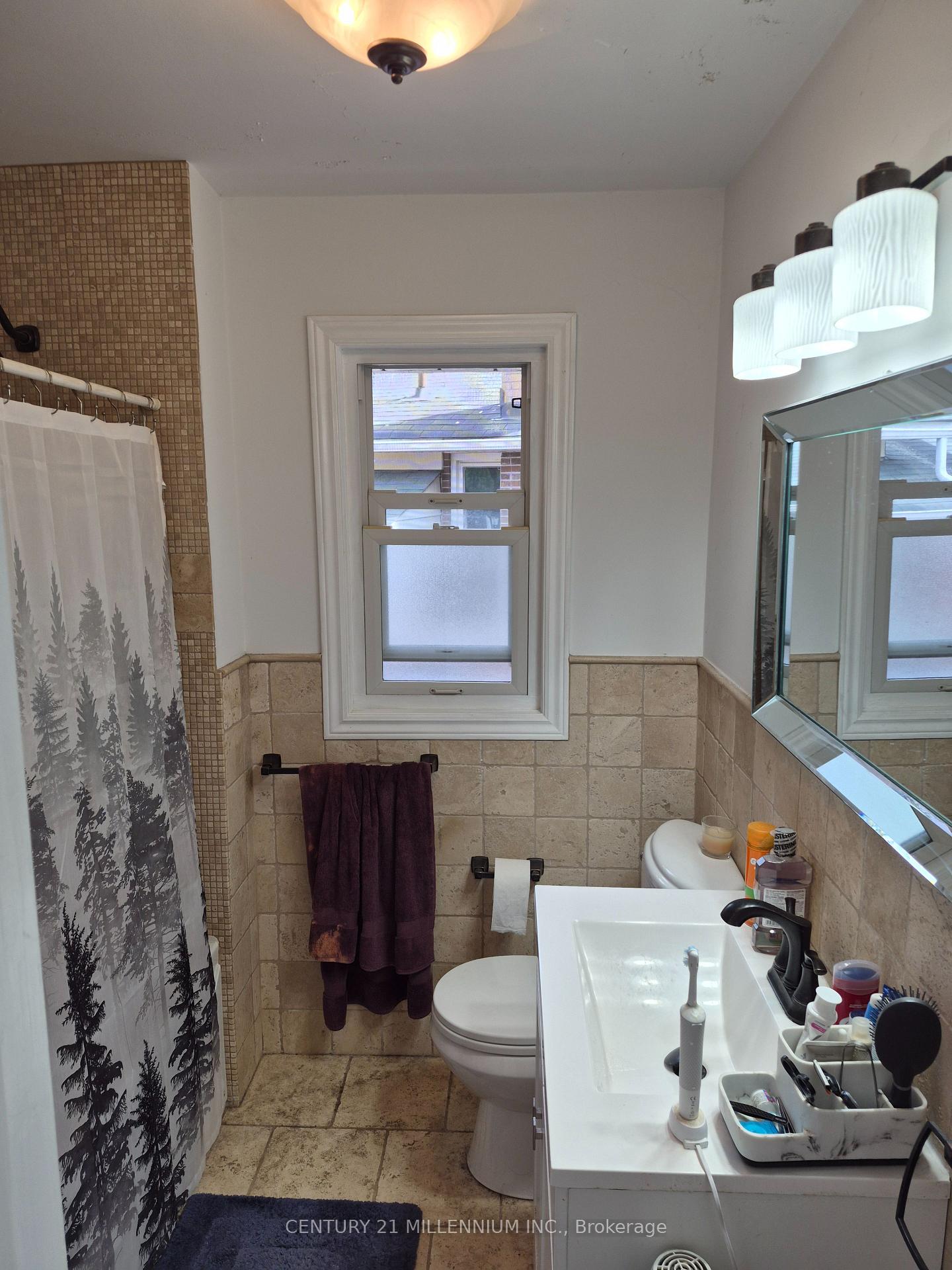 Photo 22 of 40 Meadowland Drive, Brampton, Brampton East — HOMEH