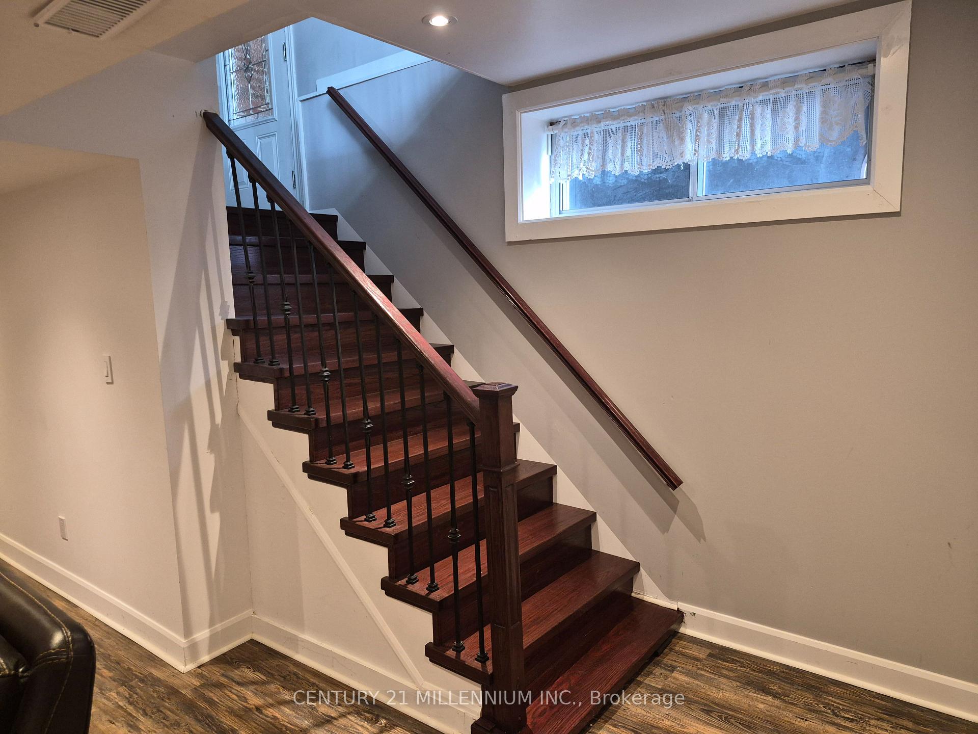 Photo 27 of 40 Meadowland Drive, Brampton, Brampton East — HOMEH