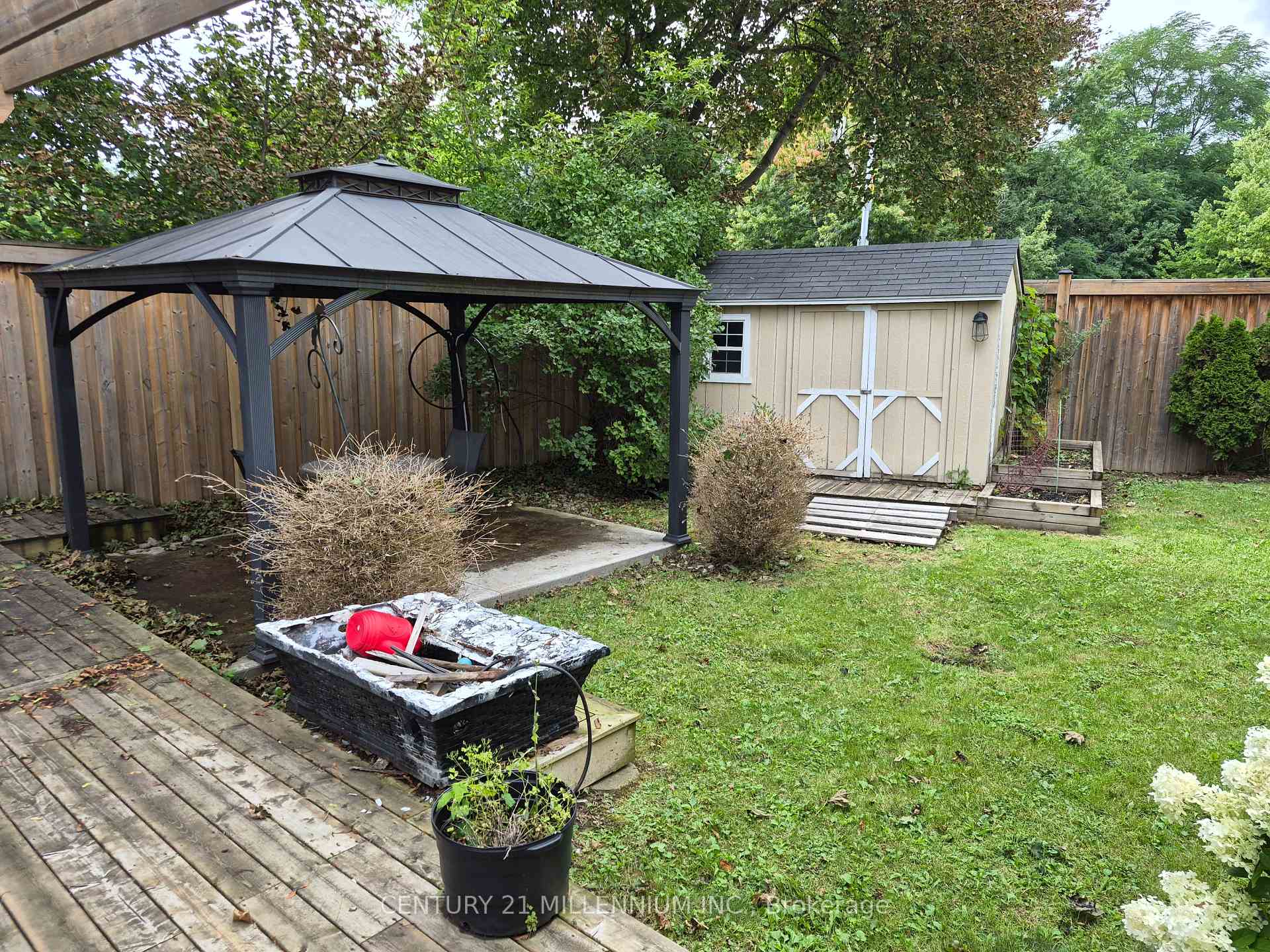 Photo 43 of 40 Meadowland Drive, Brampton, Brampton East — HOMEH
