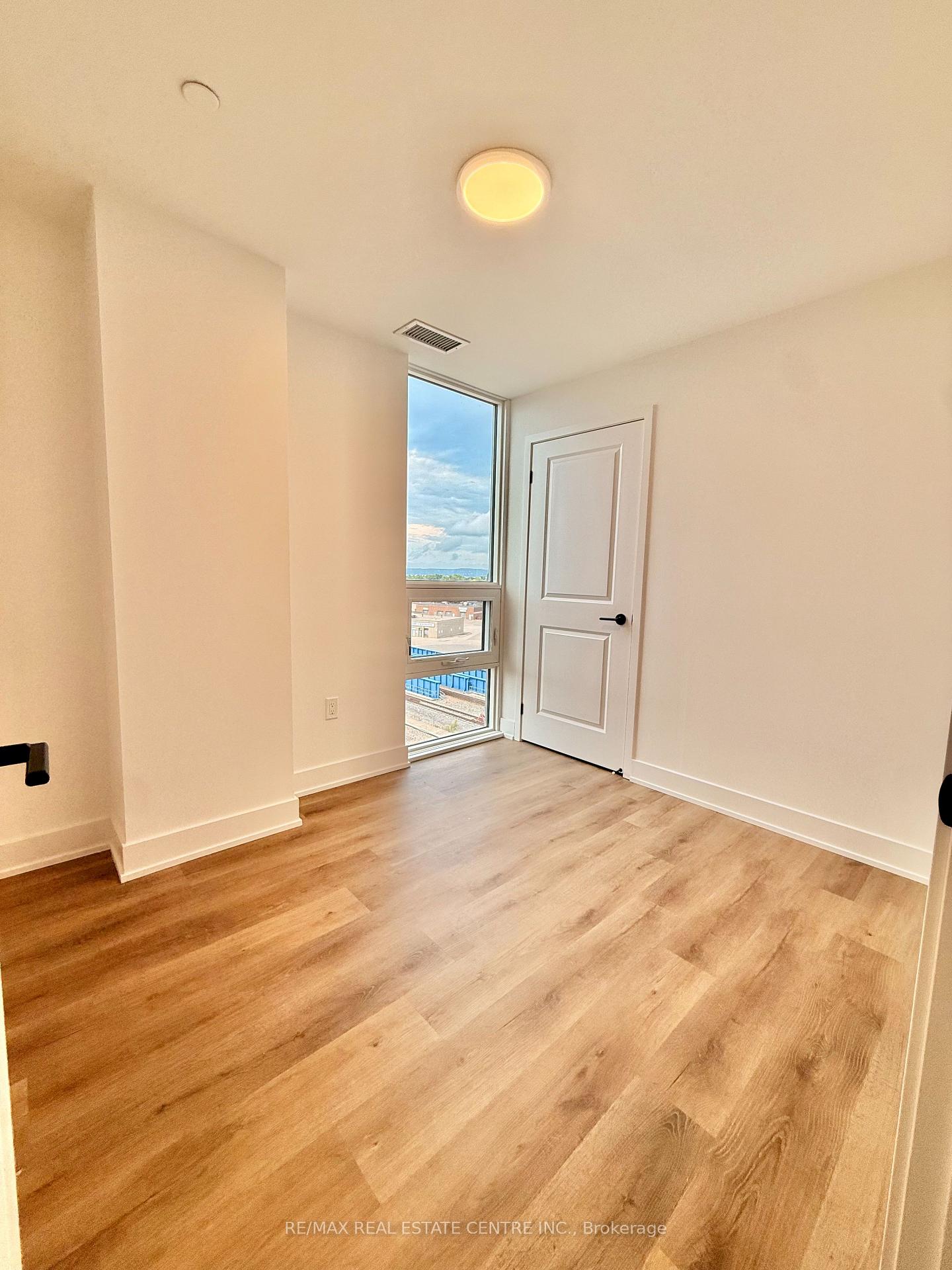 Photo 11 of Unit 615A, 115 Nippissing Road, Milton, Timberlea — HOMEH