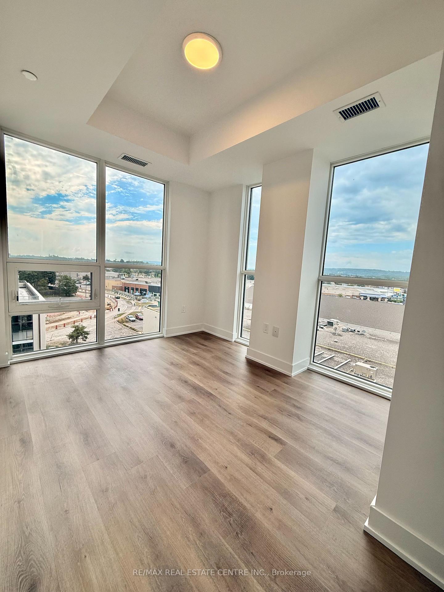 Photo 12 of Unit 615A, 115 Nippissing Road, Milton, Timberlea — HOMEH