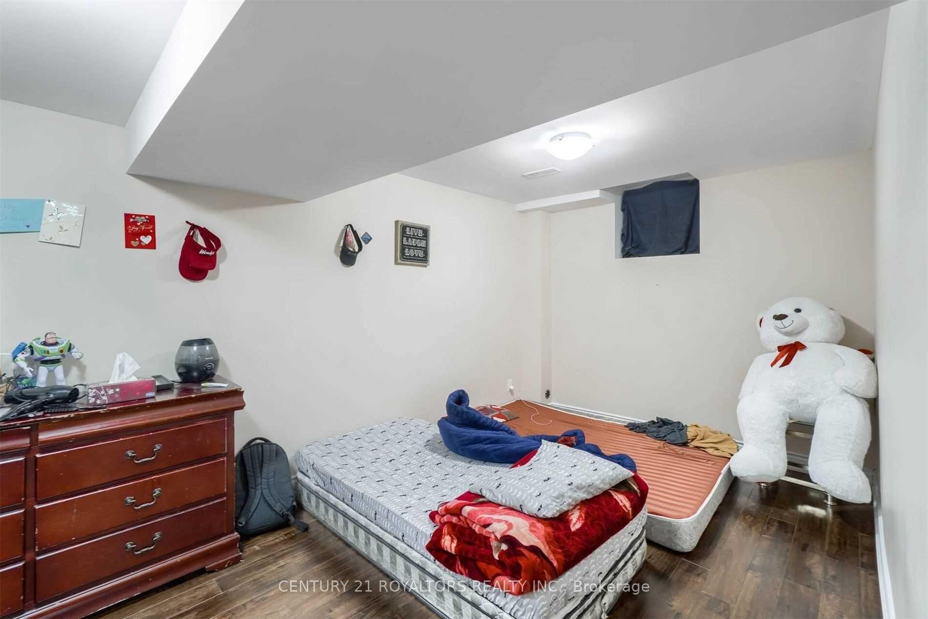 Photo 6 of Unit Bsmt, 341 Sunny Meadow Boulevard, Brampton, Sandringham-Wellington — HOMEH