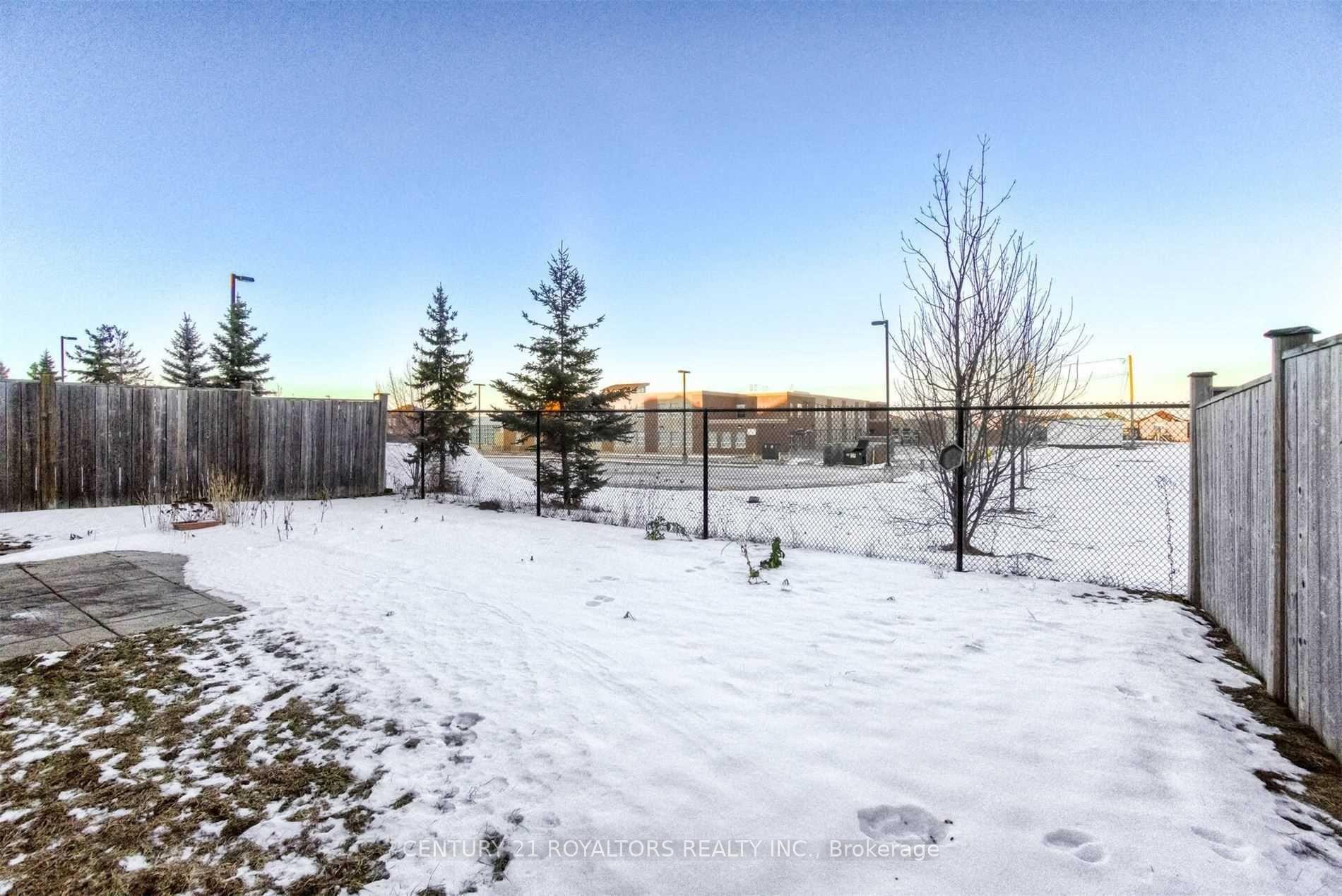 Photo 8 of Unit Bsmt, 341 Sunny Meadow Boulevard, Brampton, Sandringham-Wellington — HOMEH