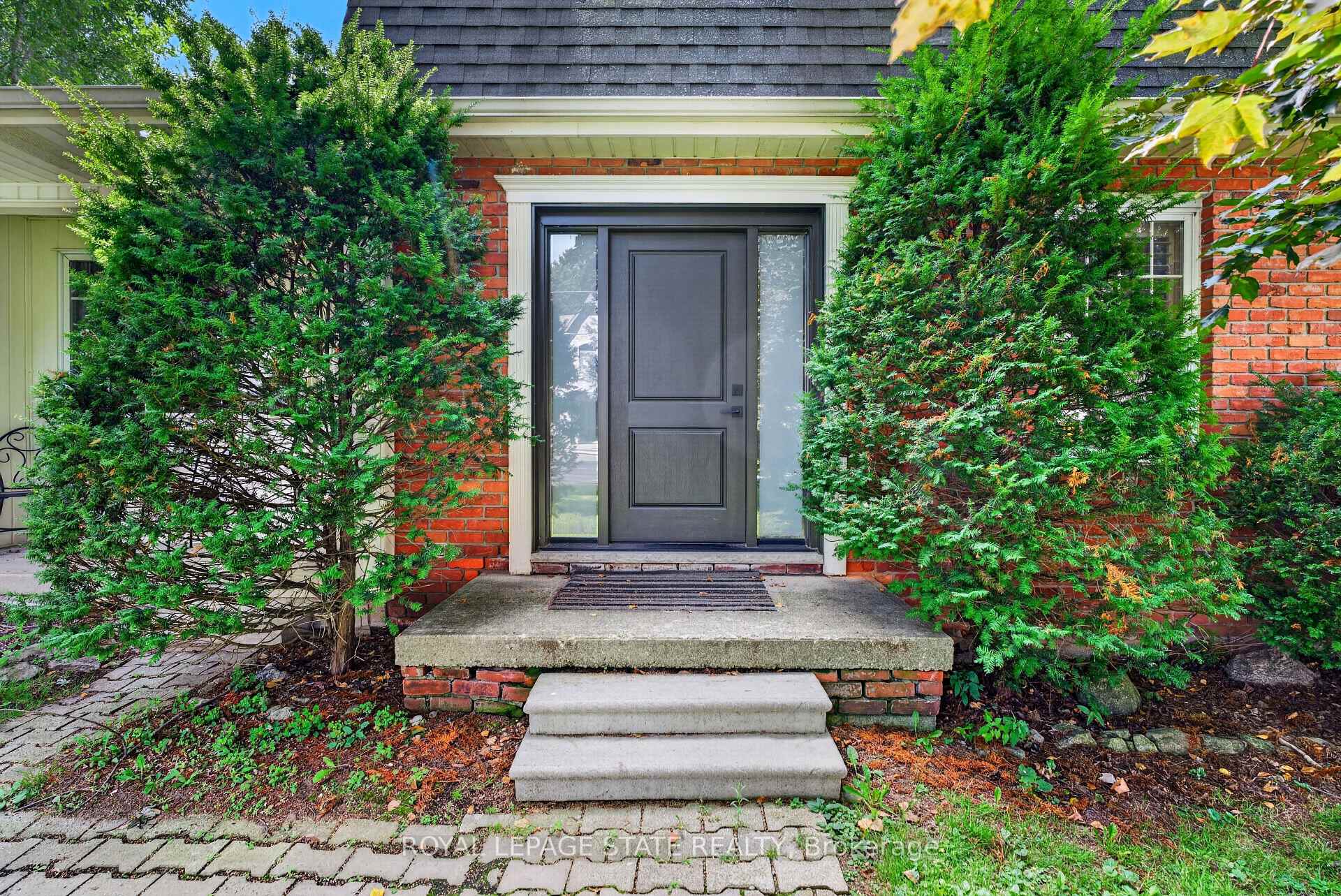 Photo 11 of 166 Orchard Drive, Hamilton, Ancaster — HOMEH