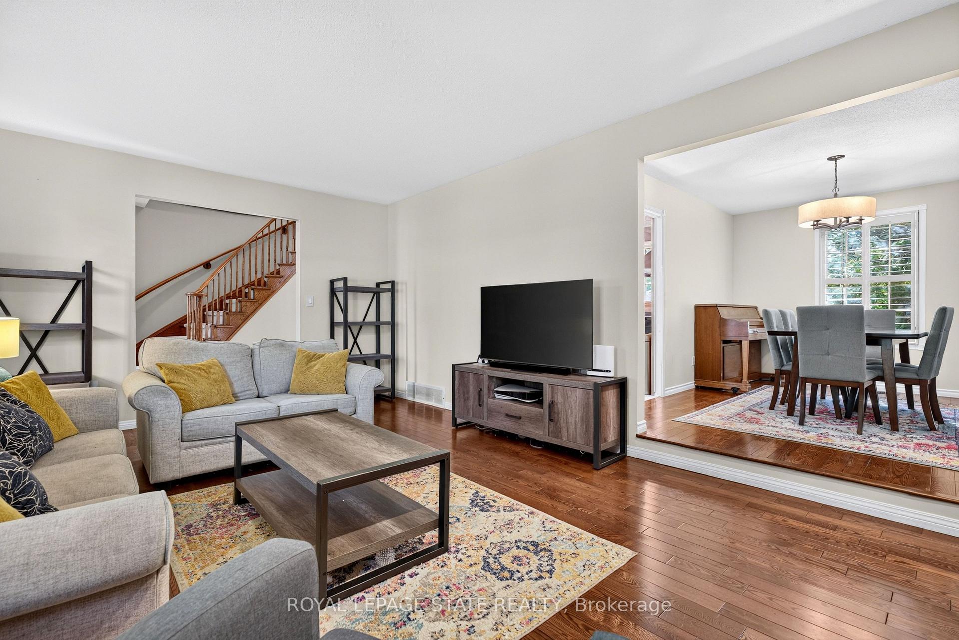 Photo 15 of 166 Orchard Drive, Hamilton, Ancaster — HOMEH