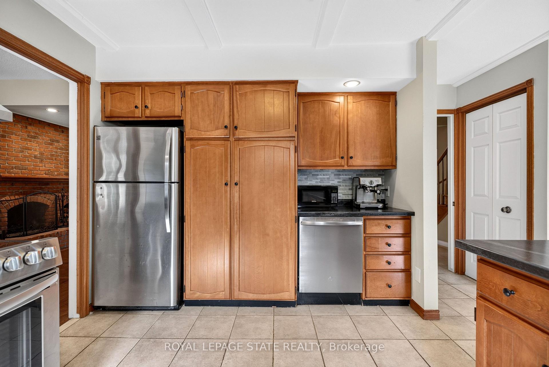 Photo 19 of 166 Orchard Drive, Hamilton, Ancaster — HOMEH