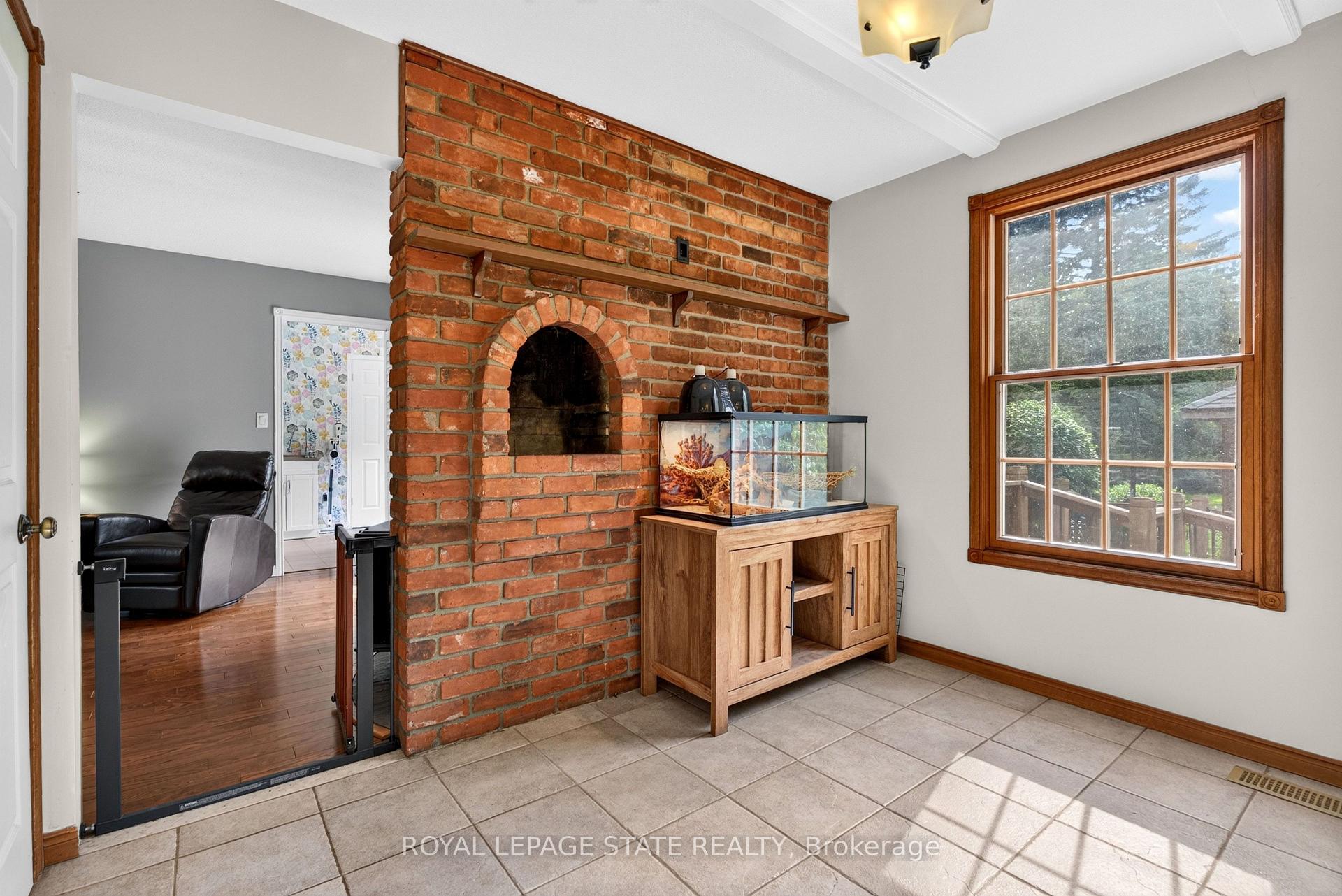 Photo 20 of 166 Orchard Drive, Hamilton, Ancaster — HOMEH