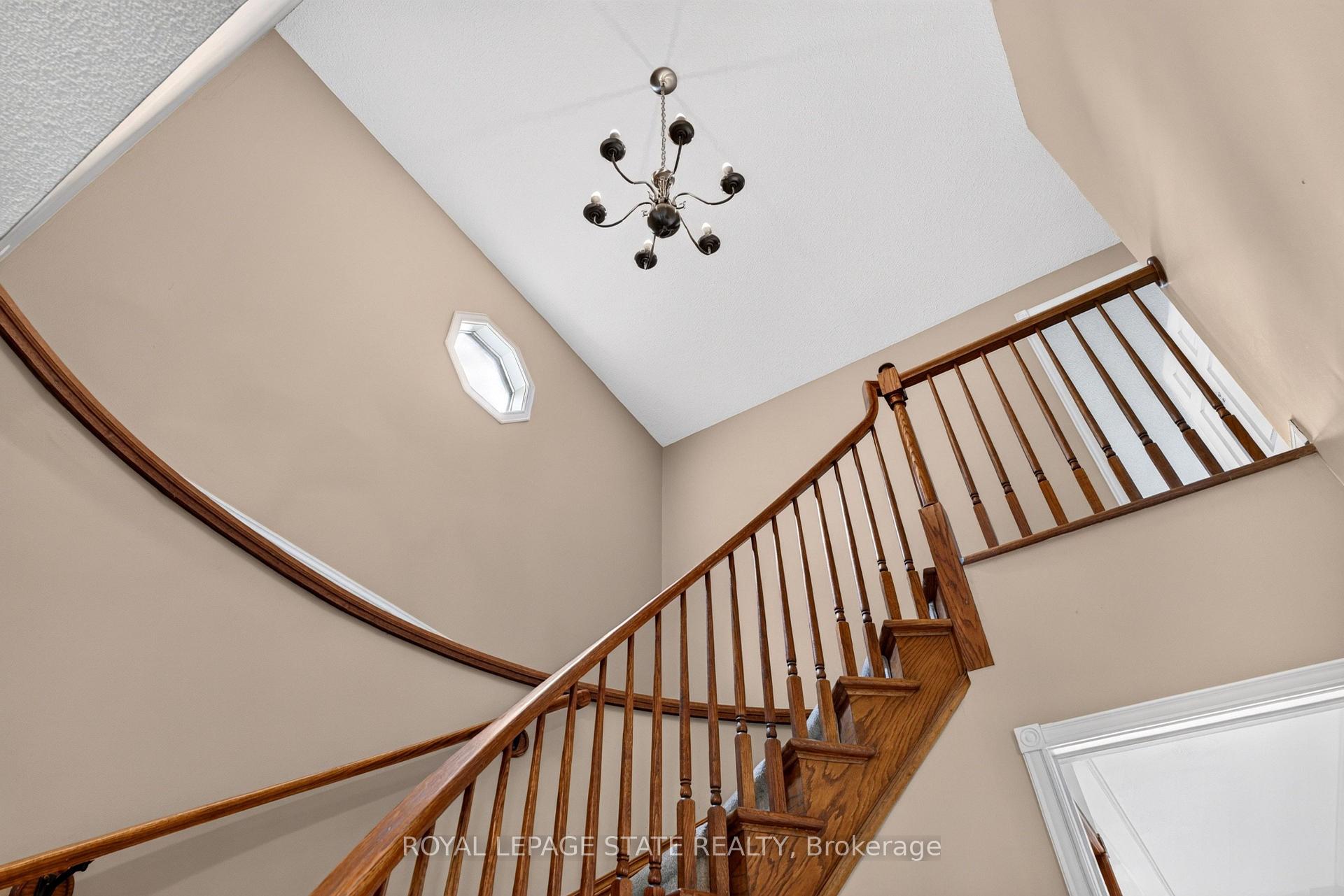 Photo 25 of 166 Orchard Drive, Hamilton, Ancaster — HOMEH