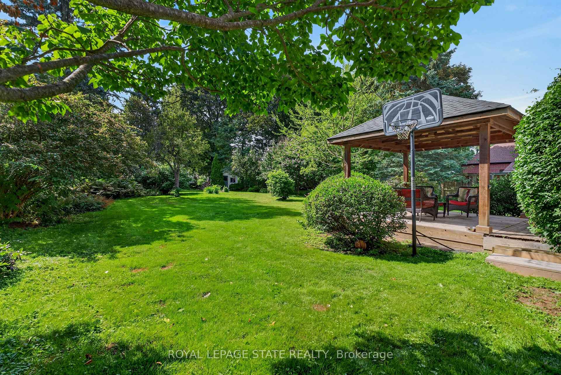 Photo 40 of 166 Orchard Drive, Hamilton, Ancaster — HOMEH