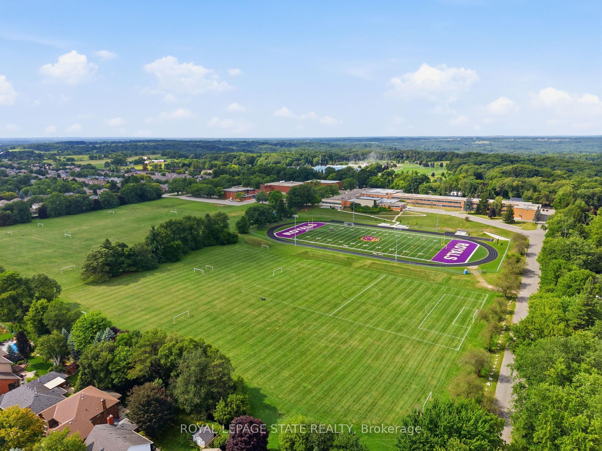 Photo 52 of 166 Orchard Drive, Hamilton, Ancaster — HOMEH