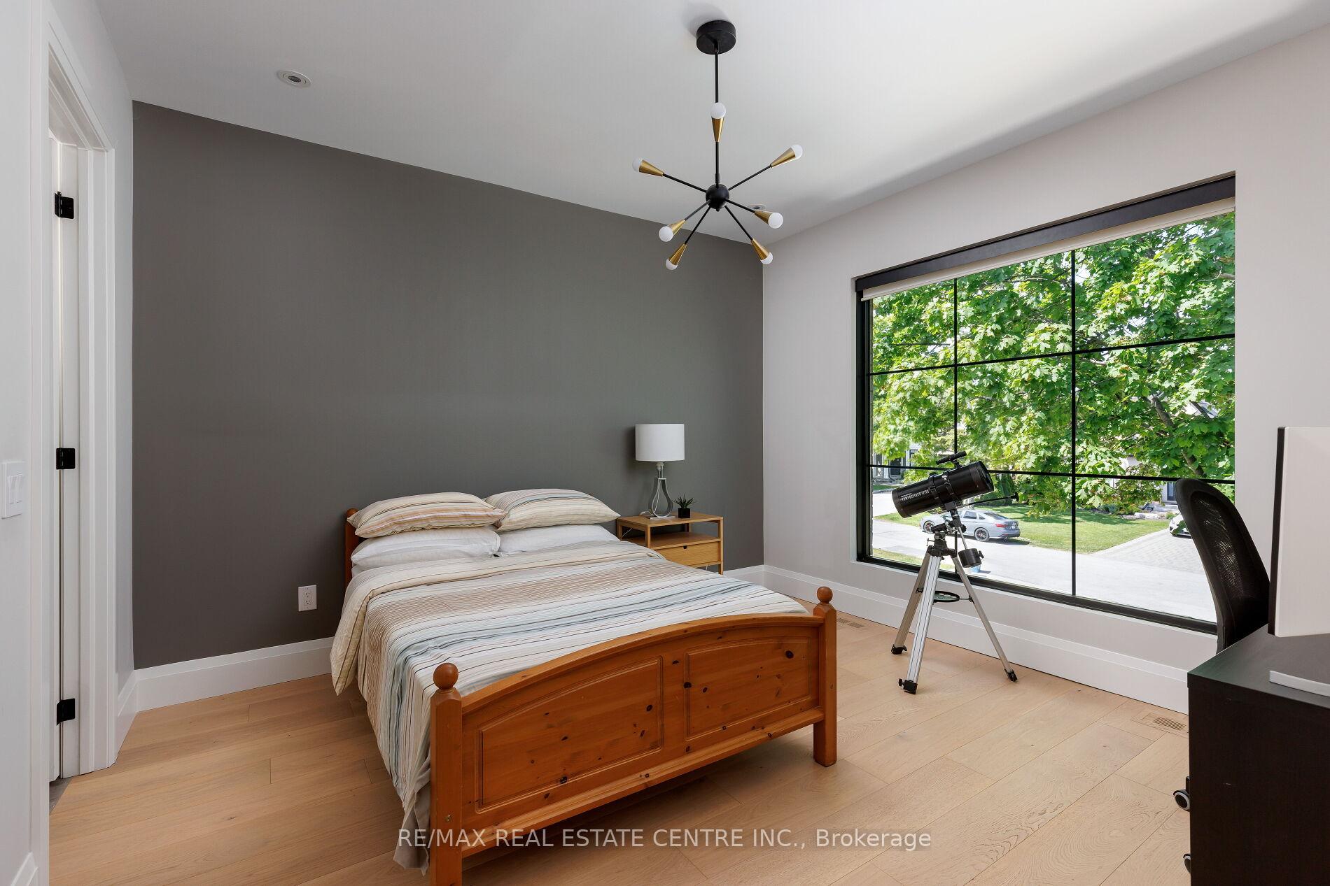Photo 28 of 176 Weybourne Road, Oakville, West — HOMEH