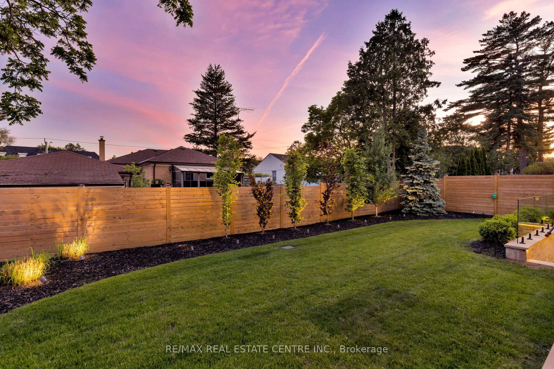 Photo 48 of 176 Weybourne Road, Oakville, West — HOMEH
