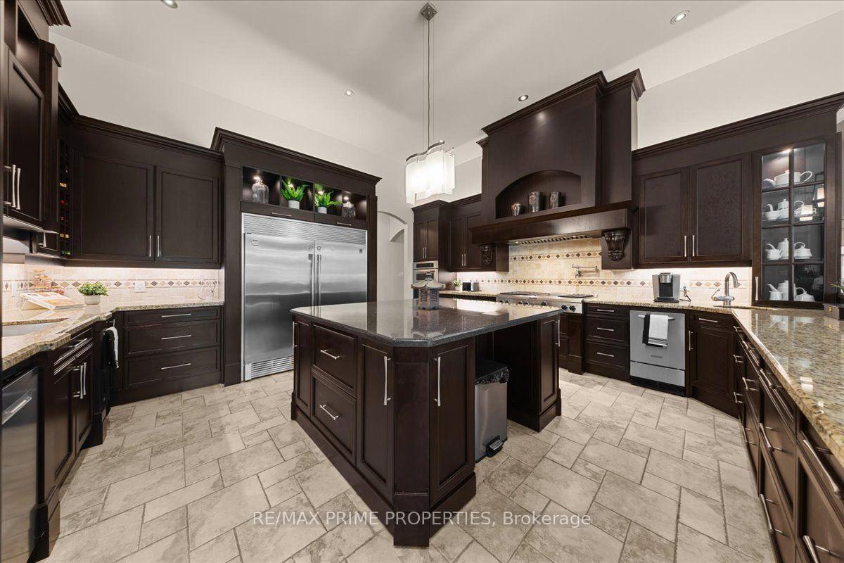 Photo 14 of 1161 Du Gouverneur Drive, Ottawa, Cumberland Ridge — HOMEH