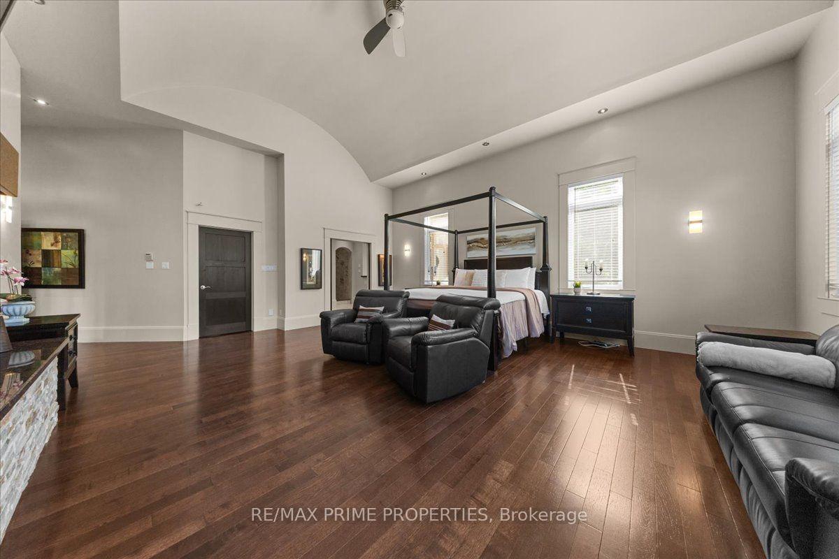 Photo 23 of 1161 Du Gouverneur Drive, Ottawa, Cumberland Ridge — HOMEH