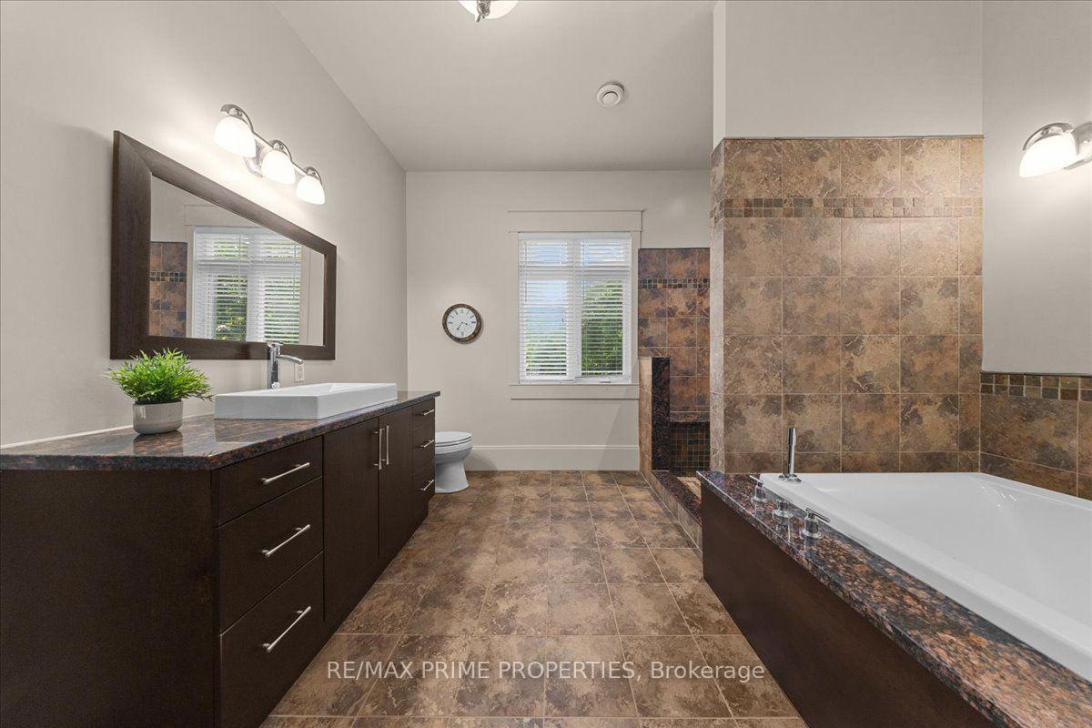 Photo 31 of 1161 Du Gouverneur Drive, Ottawa, Cumberland Ridge — HOMEH