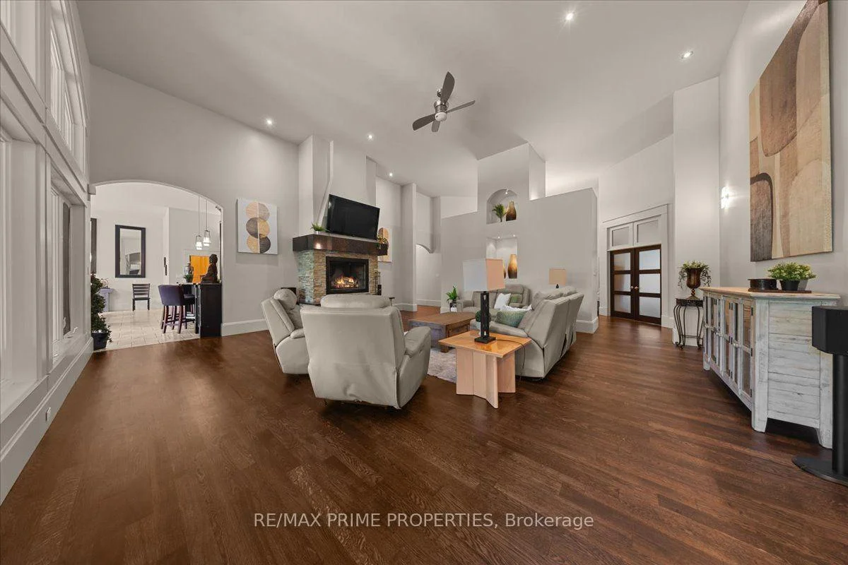 Photo 9 of 1161 Du Gouverneur Drive, Ottawa, Cumberland Ridge — HOMEH