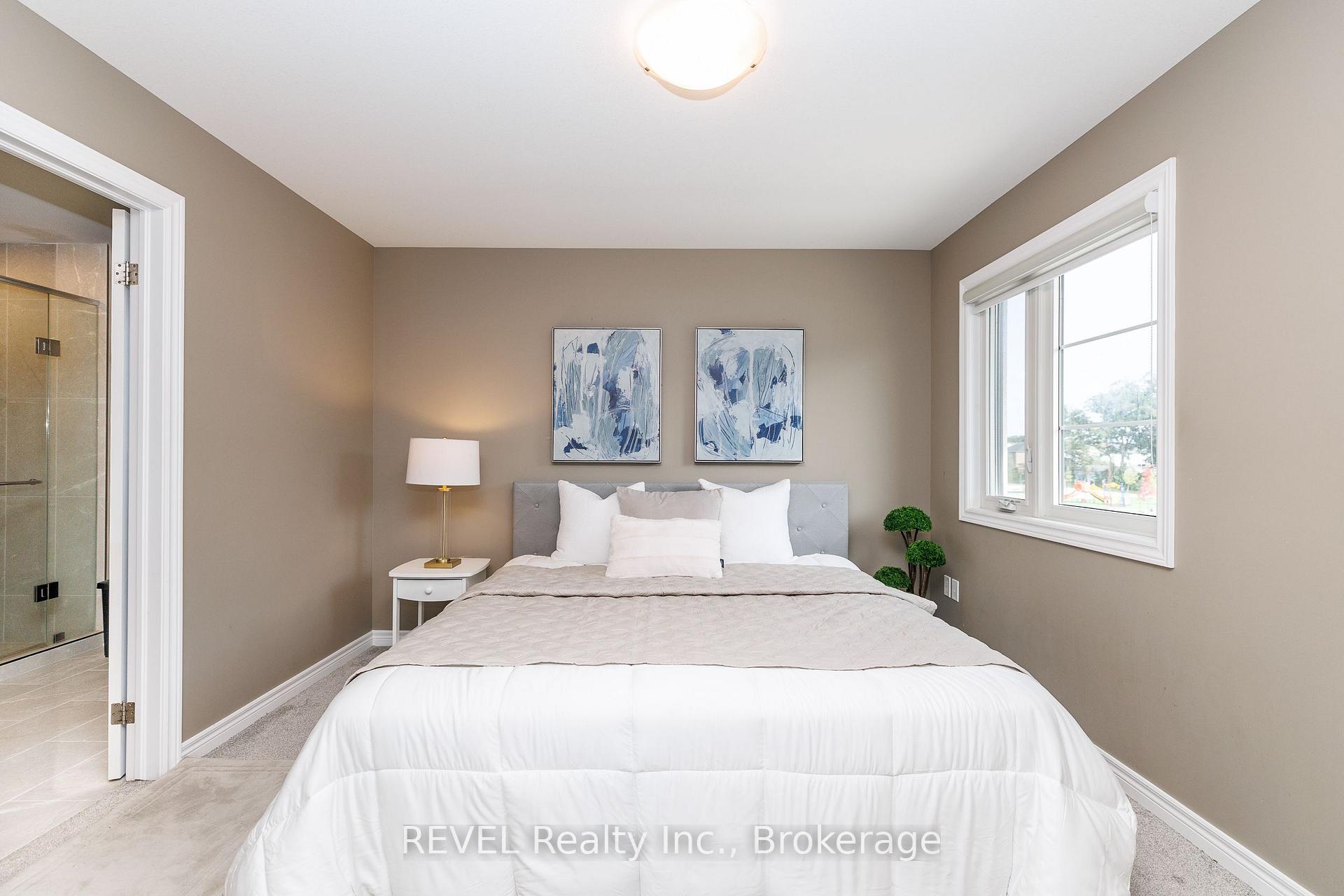 Photo 19 of 8961 Emily Boulevard, Niagara Falls, Brown — HOMEH