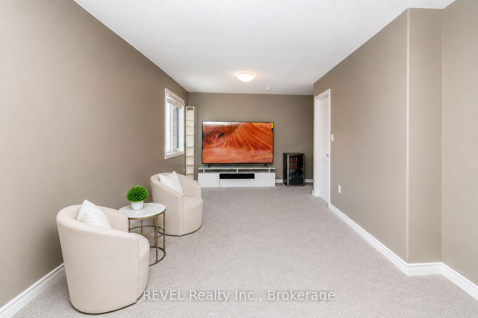 Photo 20 of 8961 Emily Boulevard, Niagara Falls, Brown — HOMEH