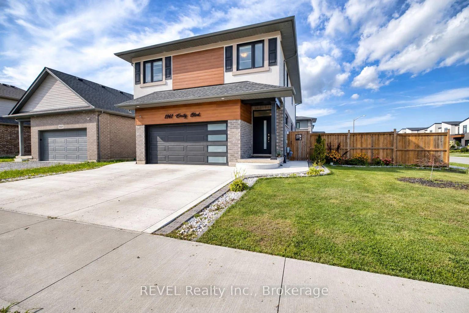 Photo of 8961 Emily Boulevard